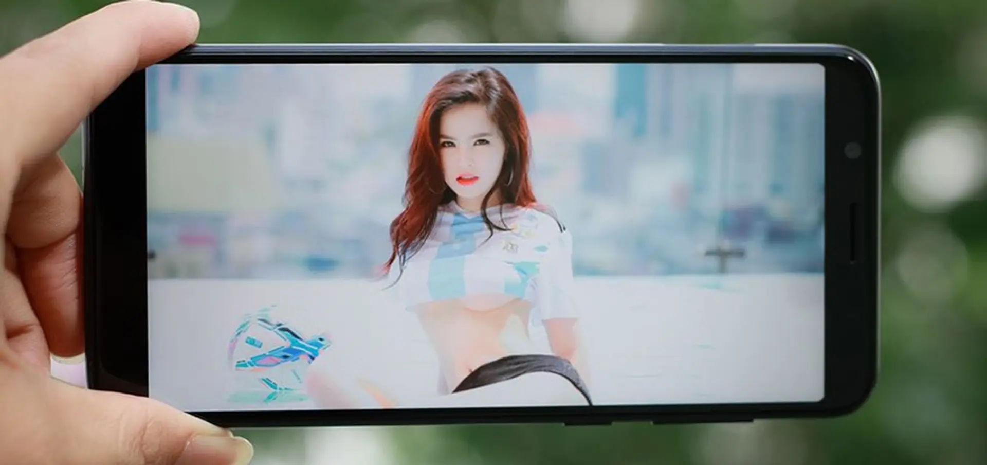 Asus Zenfone Max Pro M1 bất ngờ xuất hiện tại Việt Nam, mạnh mẽ hơn, trang bị camera kép