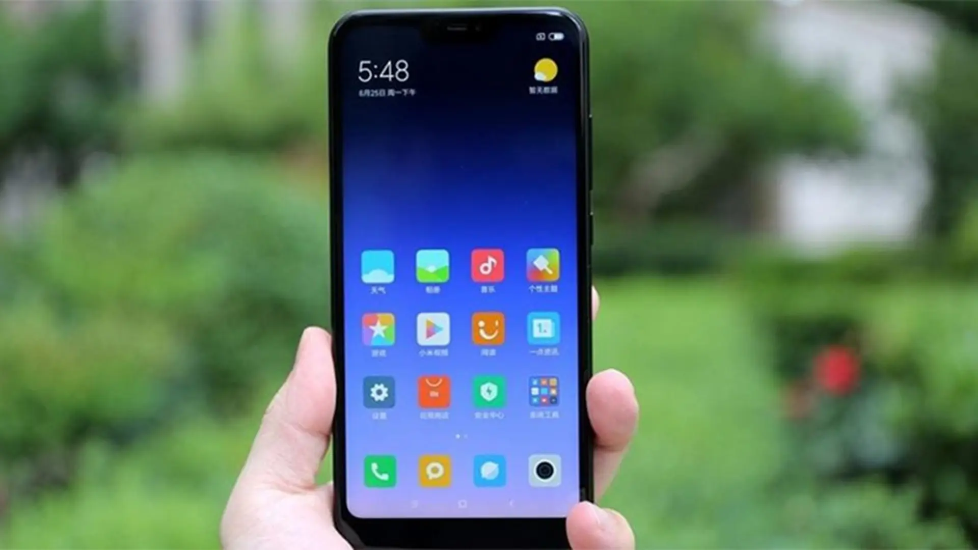Mở hộp và đánh giá nhanh Redmi 6 Pro: Thiết kế tai thỏ bắt mắt, cấu hình ổn, giá “thơm”