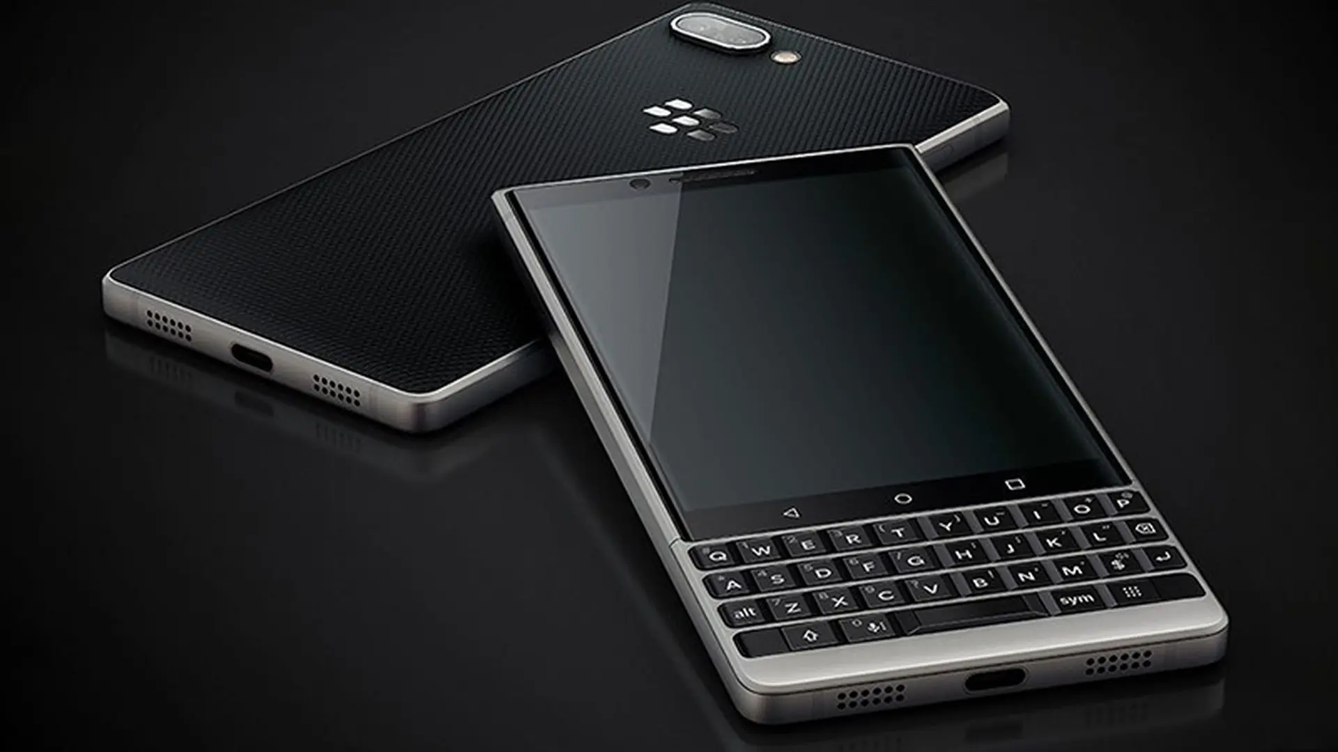 BlackBerry KEY2 với bàn phím vật lý, camera kép lộ ảnh báo chí rõ nét trước ngày ra mắt