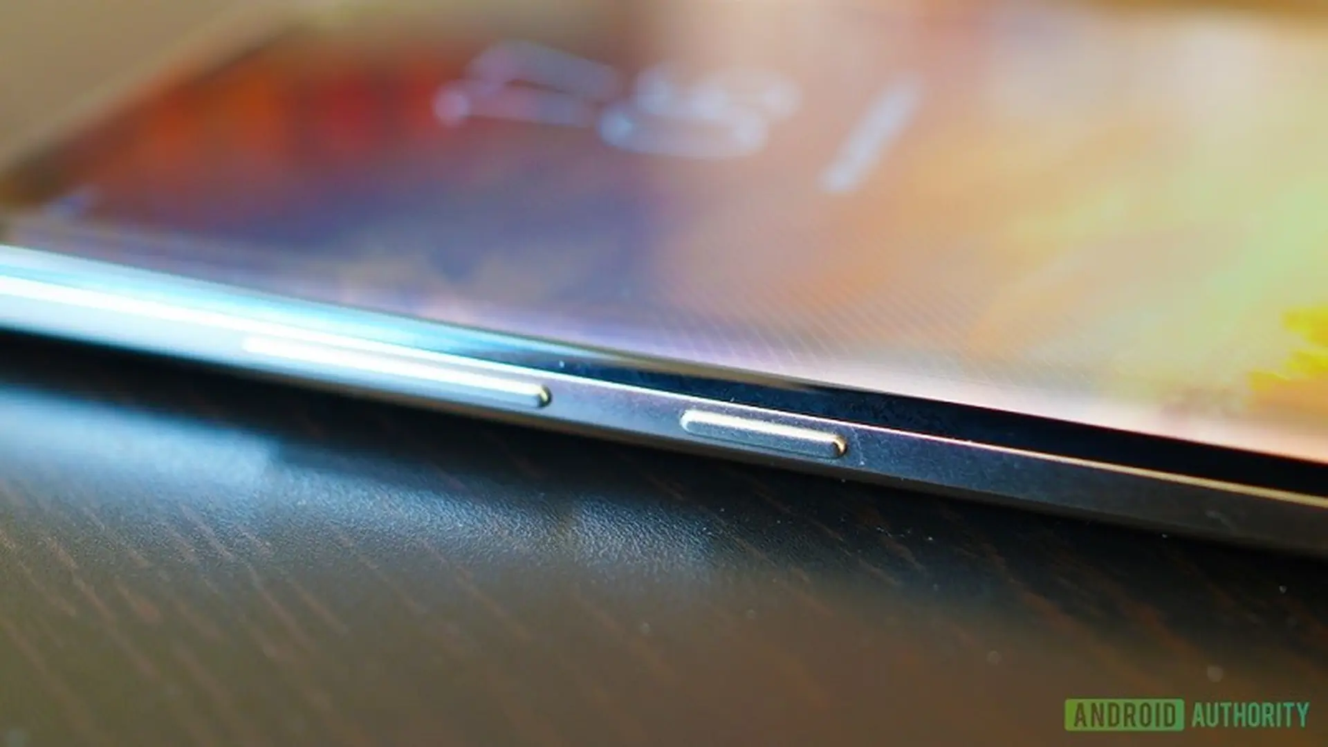 Chủ tịch Samsung thay đổi thiết kế Galaxy Note 9 vào phút chót. Máy có thể ra mắt muộn?