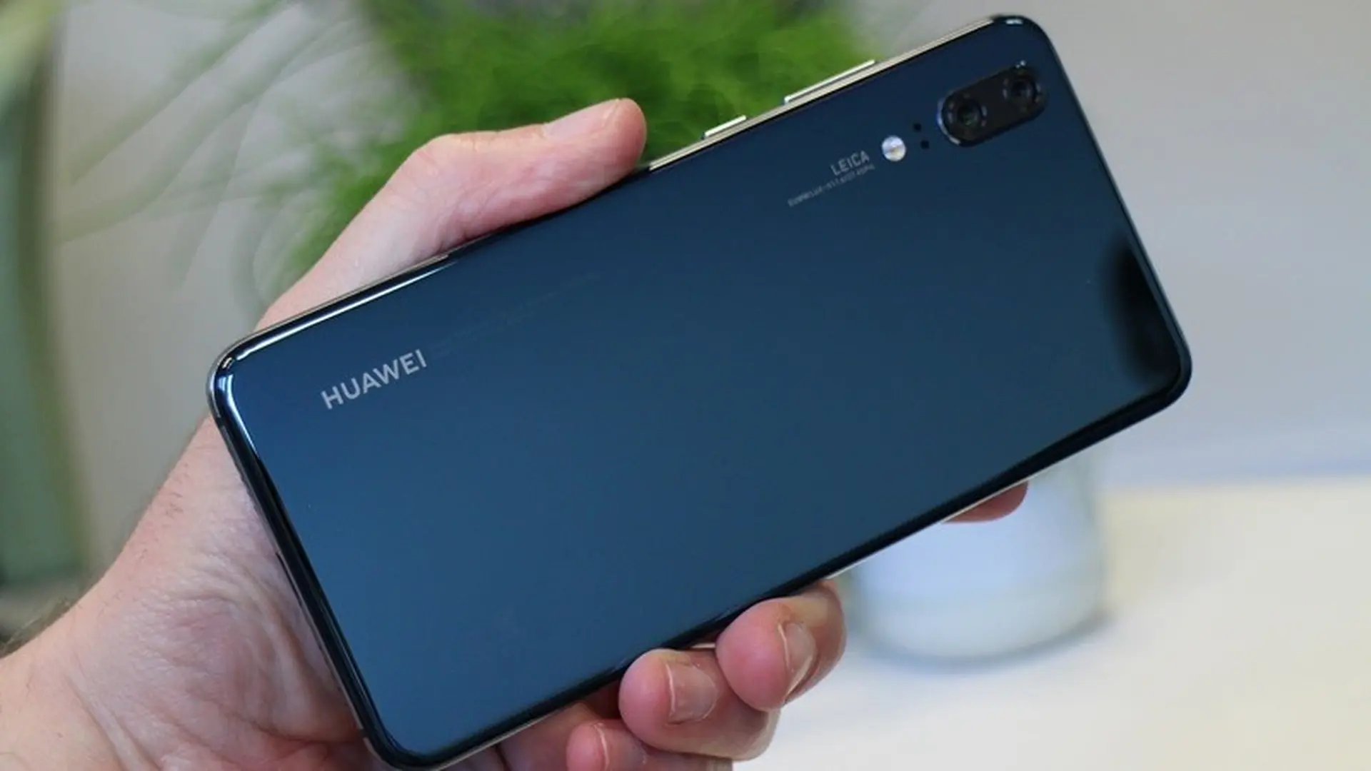 Giá bán, thông số cấu hình, tính năng của Huawei Nova 3 và Nova 3i ra mắt vào ngày 26/7