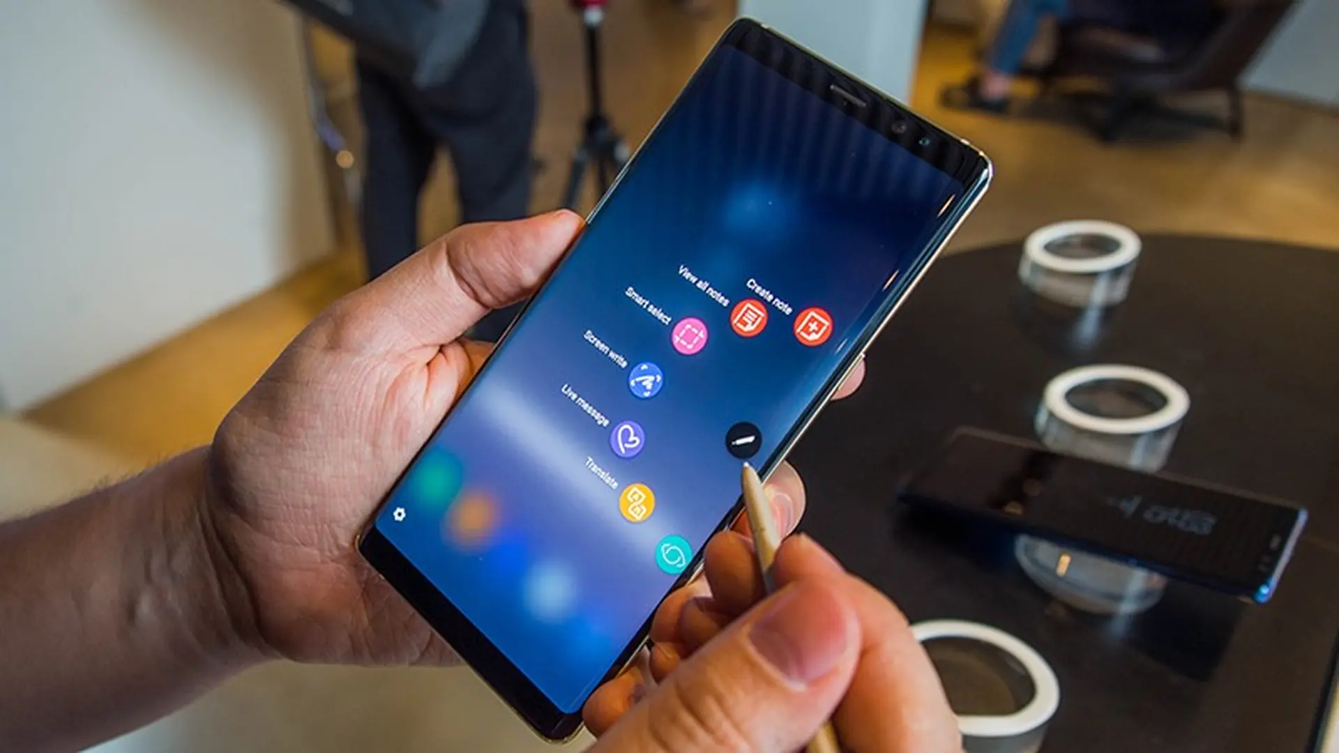 Module camera trước và sau của Galaxy Note9 bị rò rỉ, tiết lộ nhiều điều thú vị