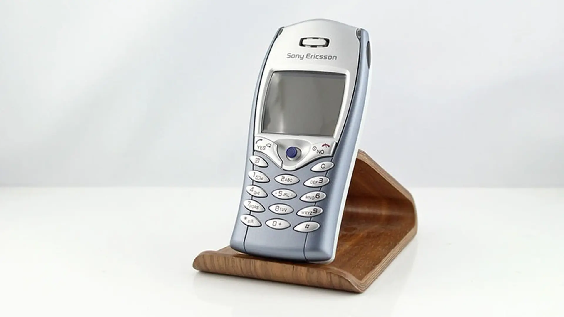 Hoài niệm về Sony Ericsson t68i - Huyền thoại đáng mơ ước một thời