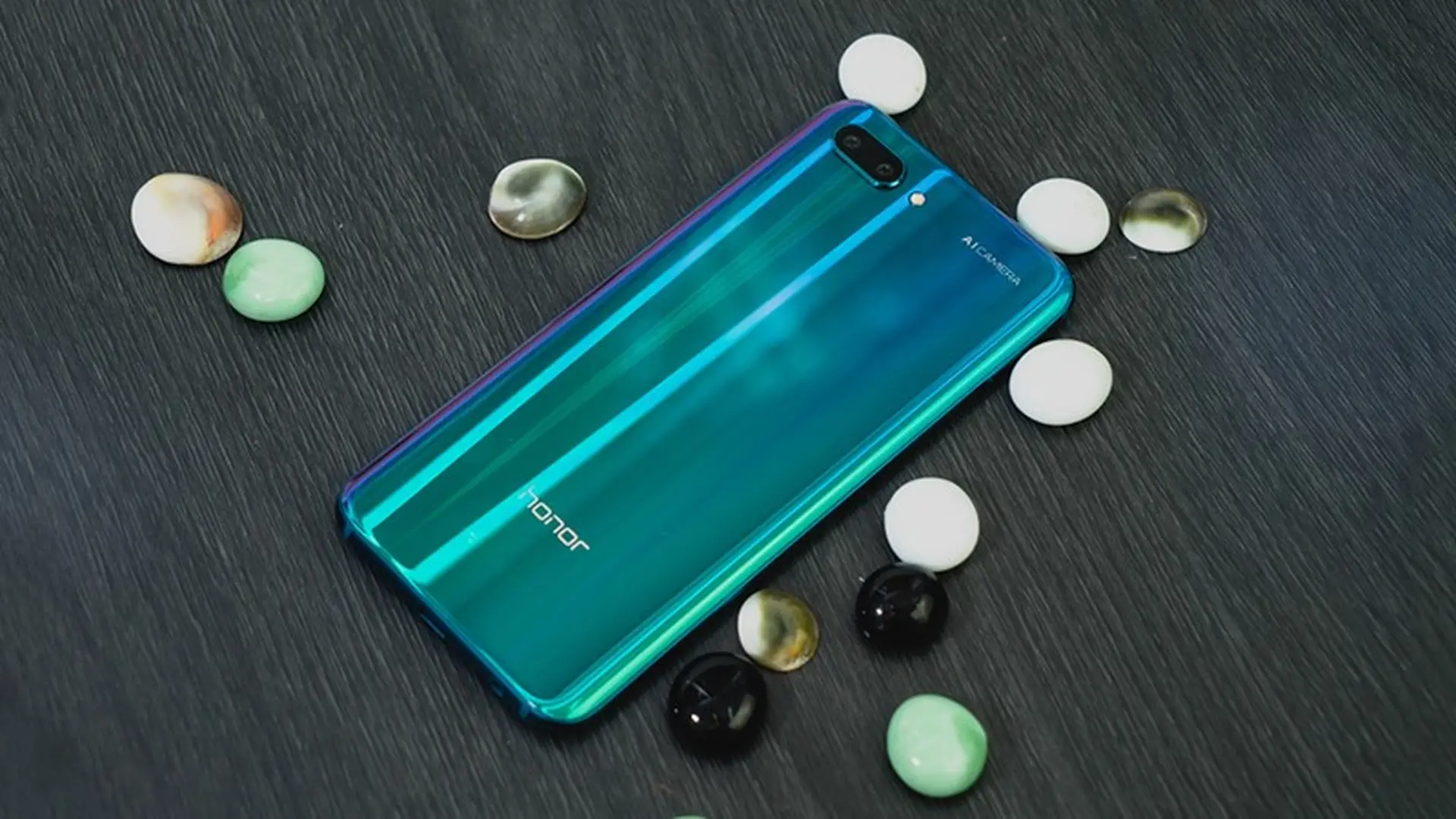 Đánh giá Honor 10: Hiệu năng mạnh mẽ, thiết kế đẹp, camera chất lượng cùng nhiều tính năng thú vị