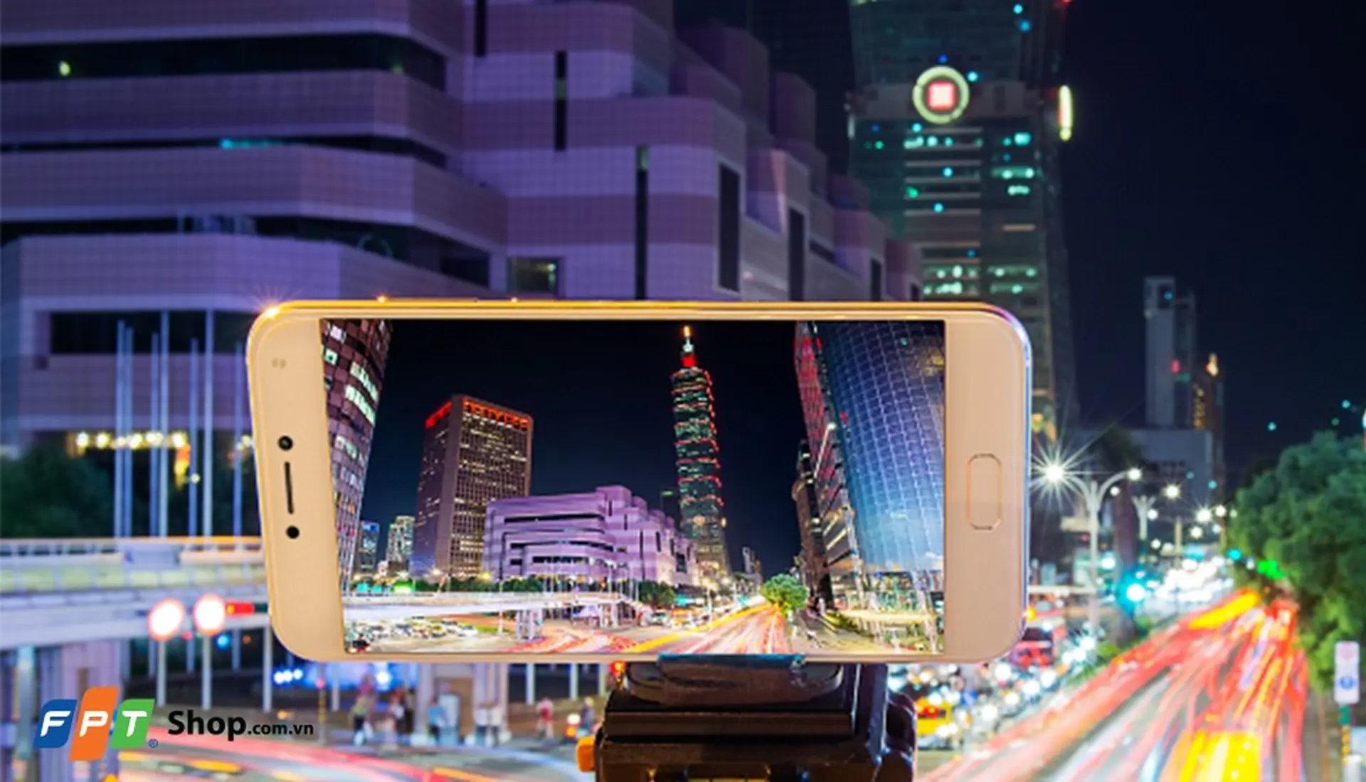 Cháy 500 suất Zenfone 4 Max 2018 giảm giá còn 2,199 triệu đồng tại FPT Shop