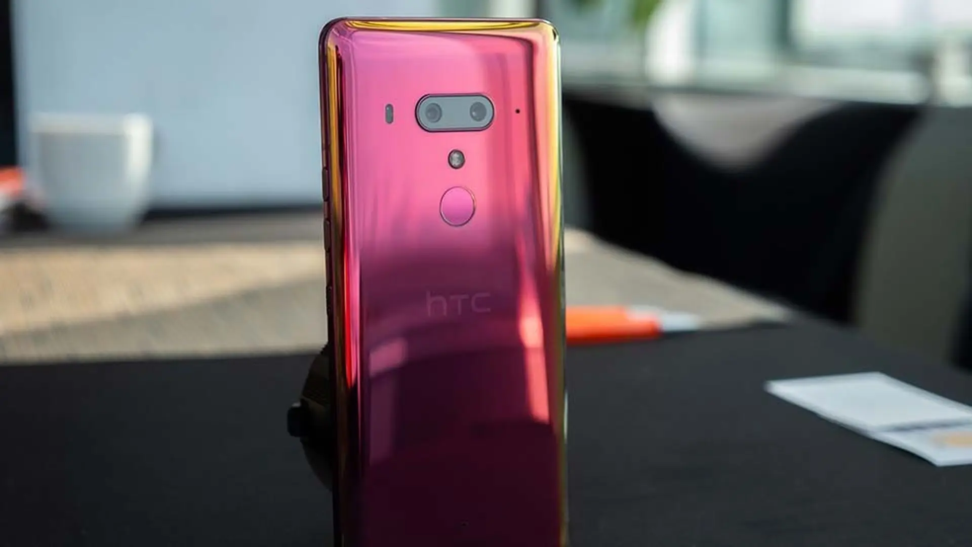 Hé lộ danh sách smartphone HTC cập nhật Android P