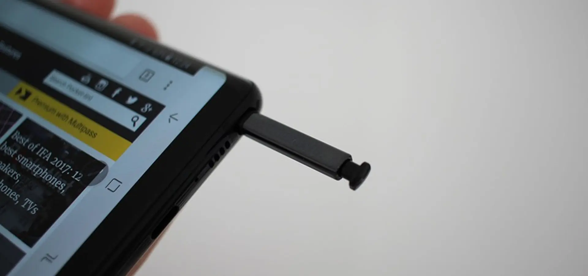 Bút S-Pen trên Samsung Galaxy Note 9 sẽ lợi hại như thế nào?