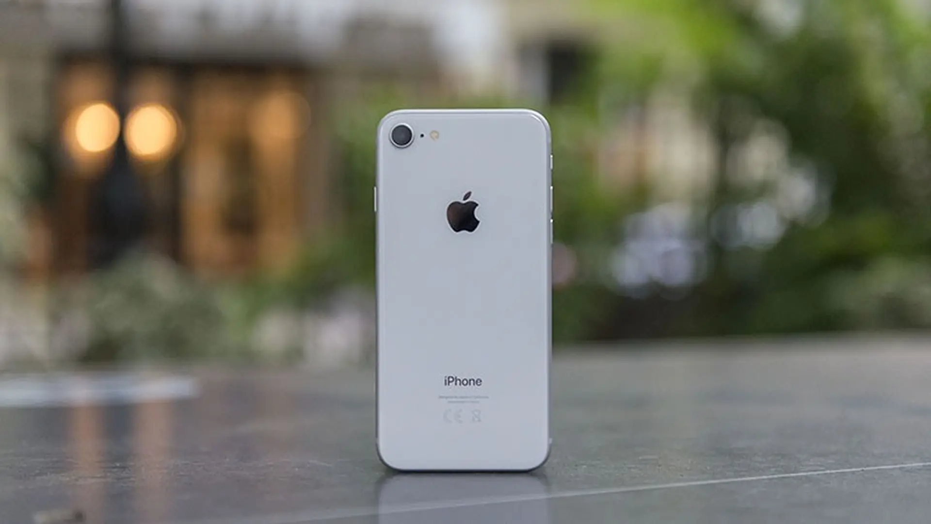 Xuất hiện hình ảnh của iPhone 9: Mặt lưng kính, camera đơn với công nghệ mới