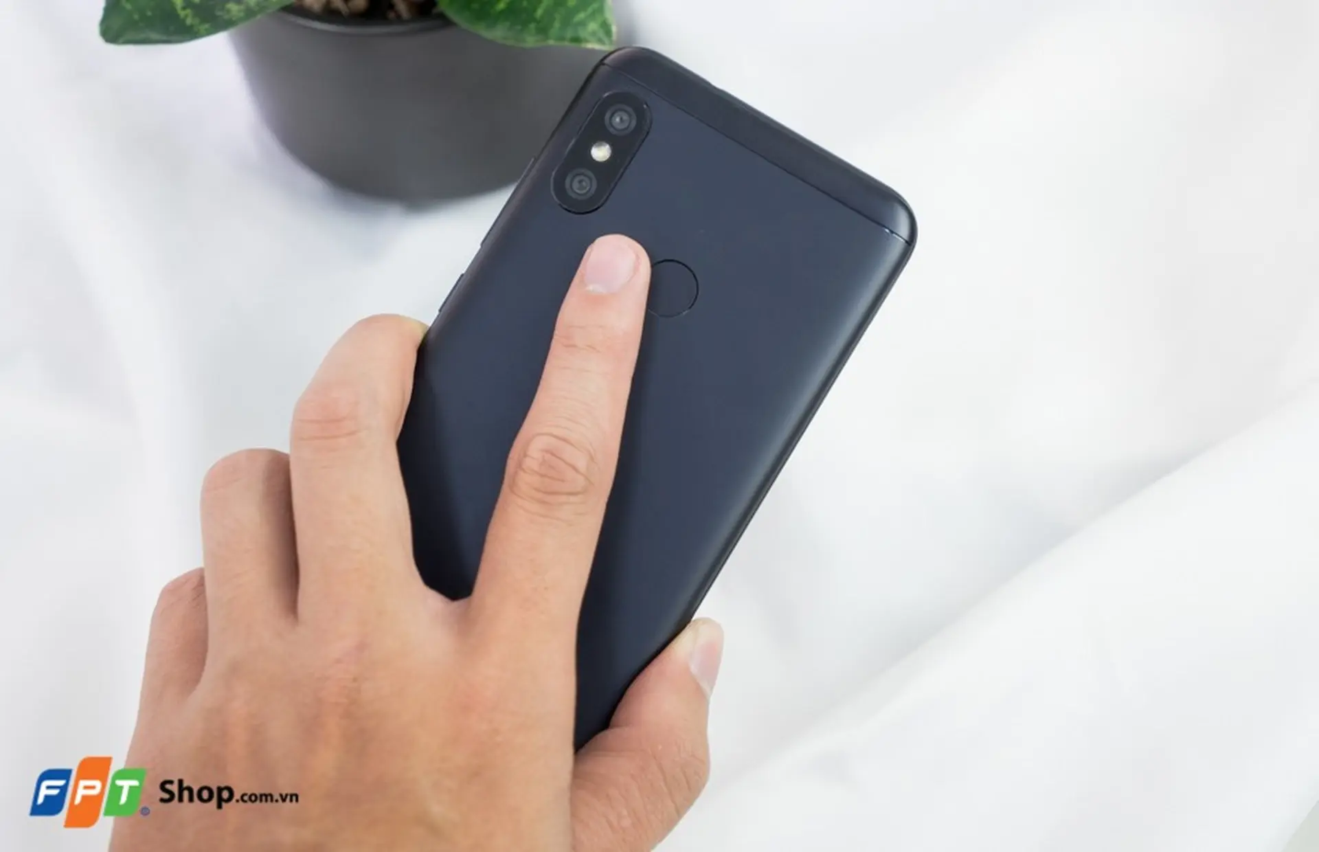 https://fptshop.com.vn/