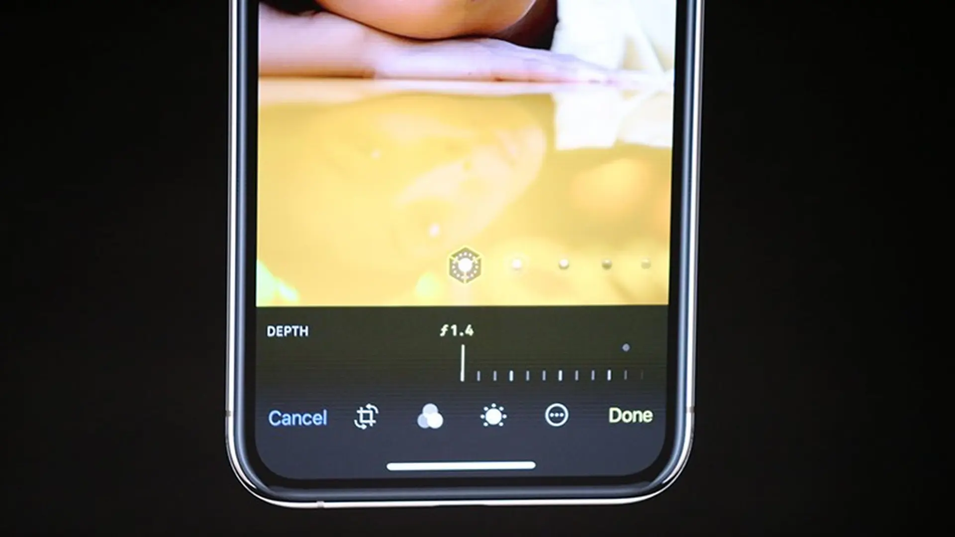 Bộ ba iPhone 2018 có thể chỉnh khẩu độ như máy ảnh DSLR
