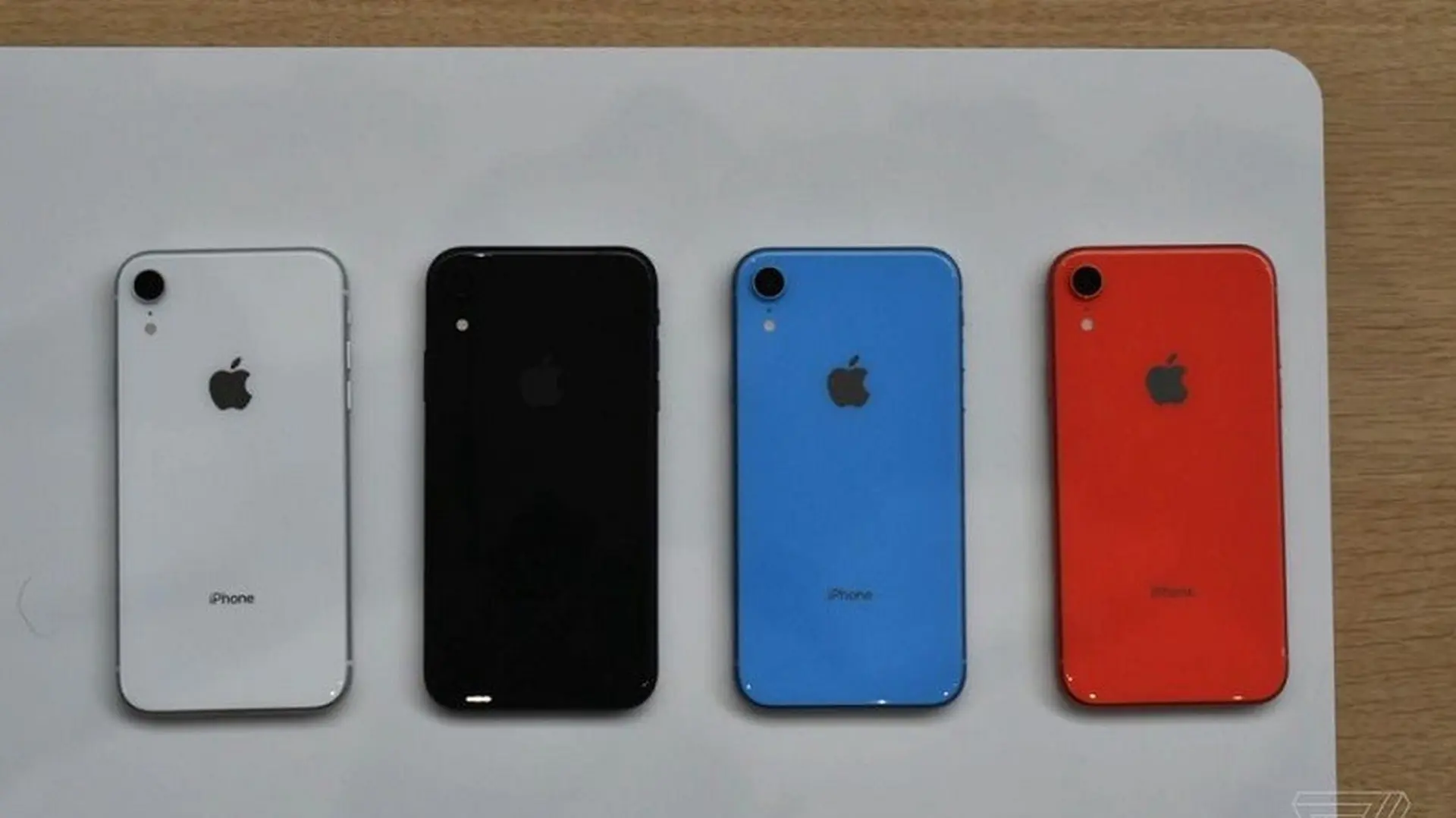 Doanh thu của Apple sẽ bị giảm trong năm 2019 vì iPhone XR giá rẻ