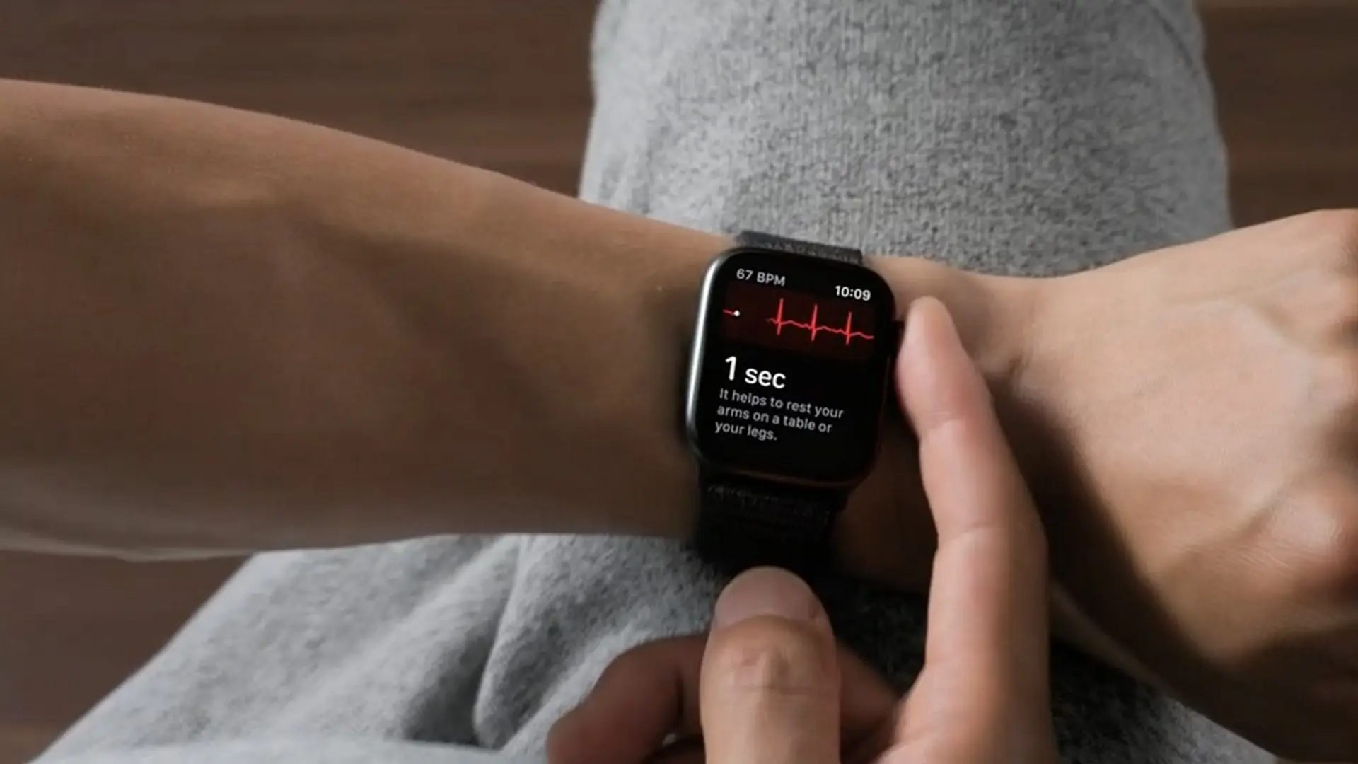 Độ chính xác của cảm biến đo điện tâm đồ trên Apple Watch Series 4 là 98%!