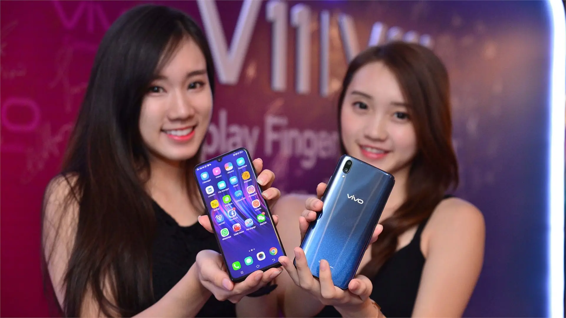 Vivo V11, V11i ra mắt tại Việt Nam: Vân tay dưới màn hình, camera kép xóa phông