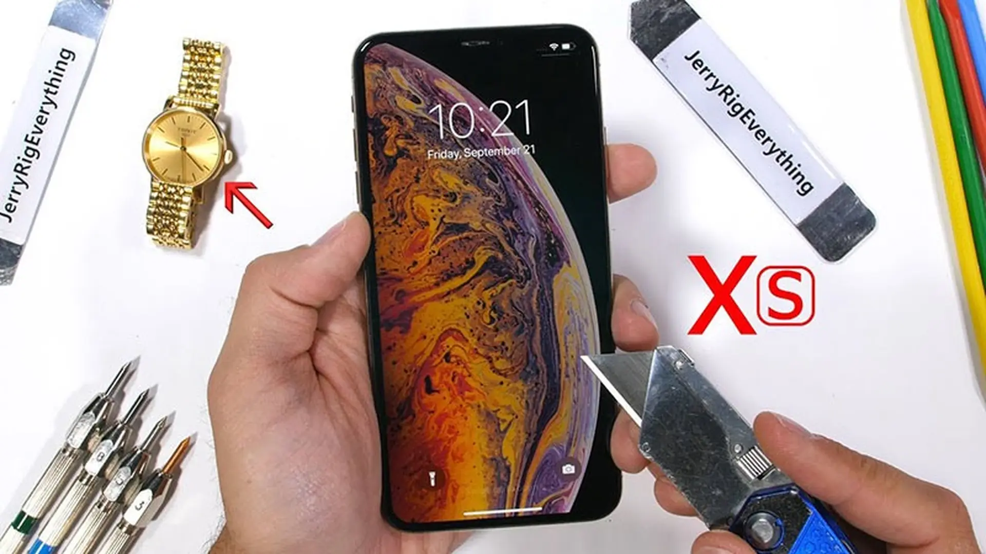 Tra tấn iPhone XS Max: Bền vì nó đắt!