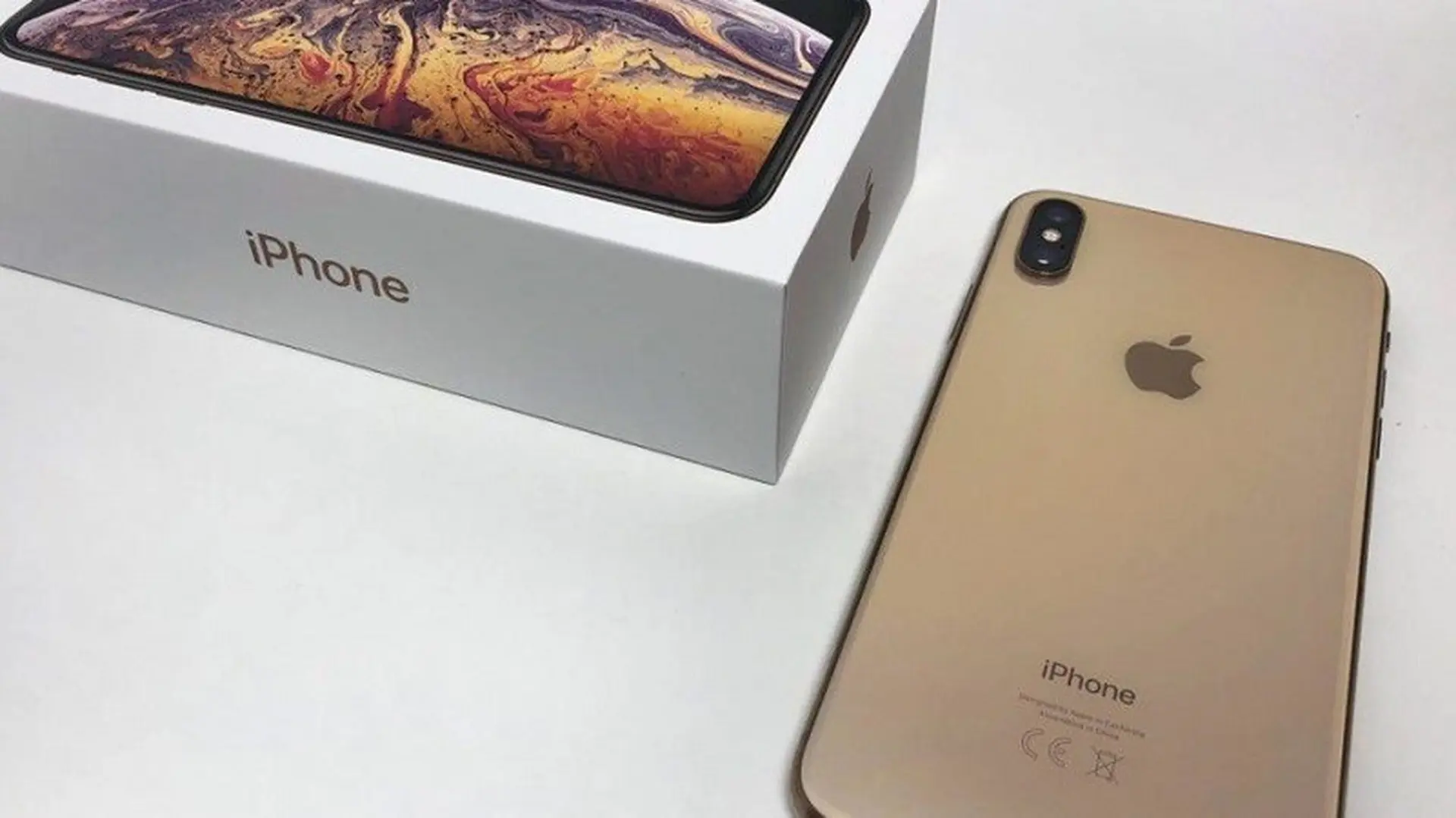 Doanh số iPhone Xs, iPhone Xs Max bắt đầu chậm lại