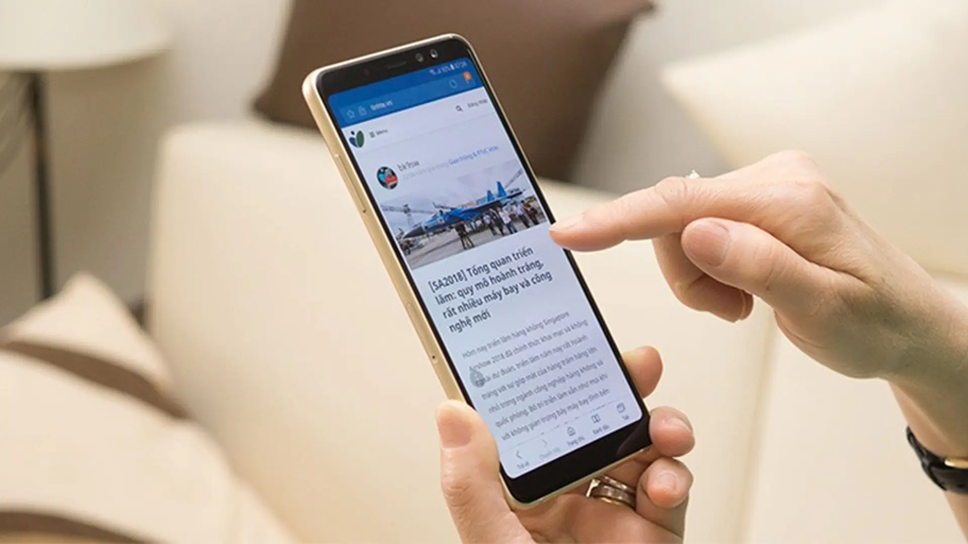 Một chiếc smartphone Samsung bí ẩn đạt chứng nhận TENAA, có thể là Galaxy J7 Prime 2019