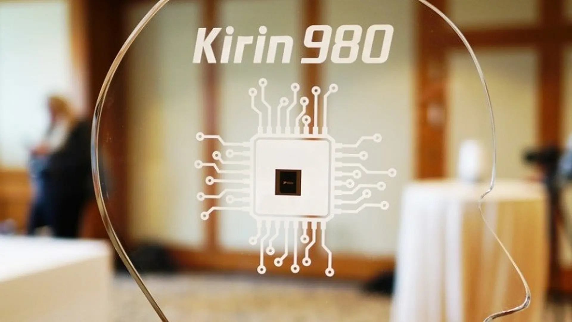 Công bố điểm hiệu năng của “siêu chip” Kirin 980: Vượt xa Snapdragon 845, tiệm cận A11 Bionic!