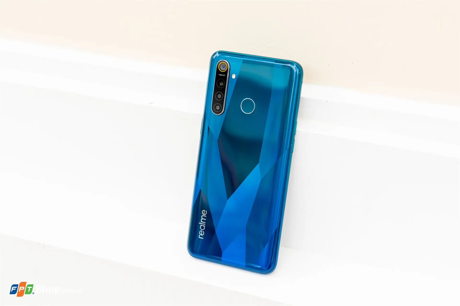 https://fptshop.com.vn/