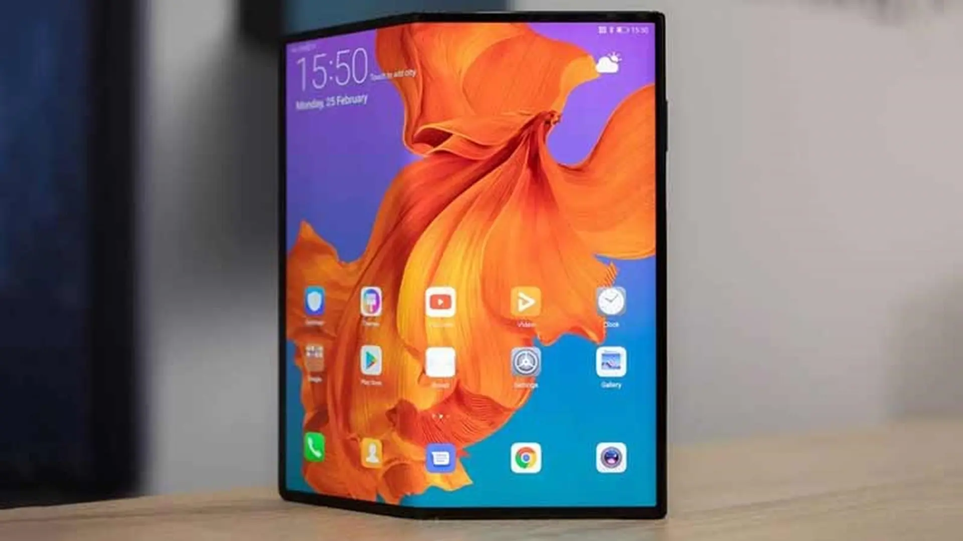 Mate X của Huawei cuối cùng cũng ra mắt, lên kệ vào 15/11