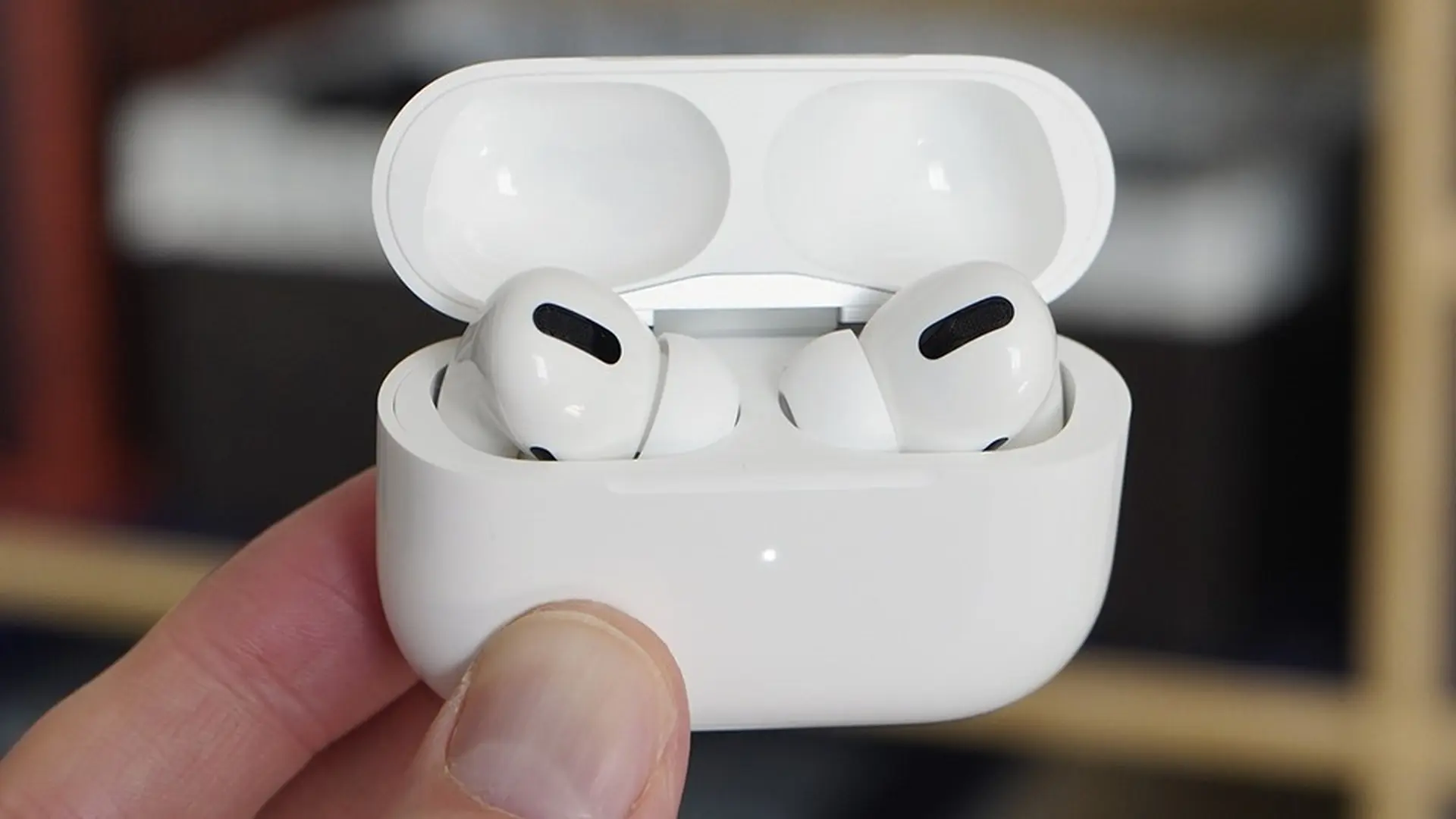 Tim Cook chia sẻ đôi điều về sự xuất hiện của AirPods Pro