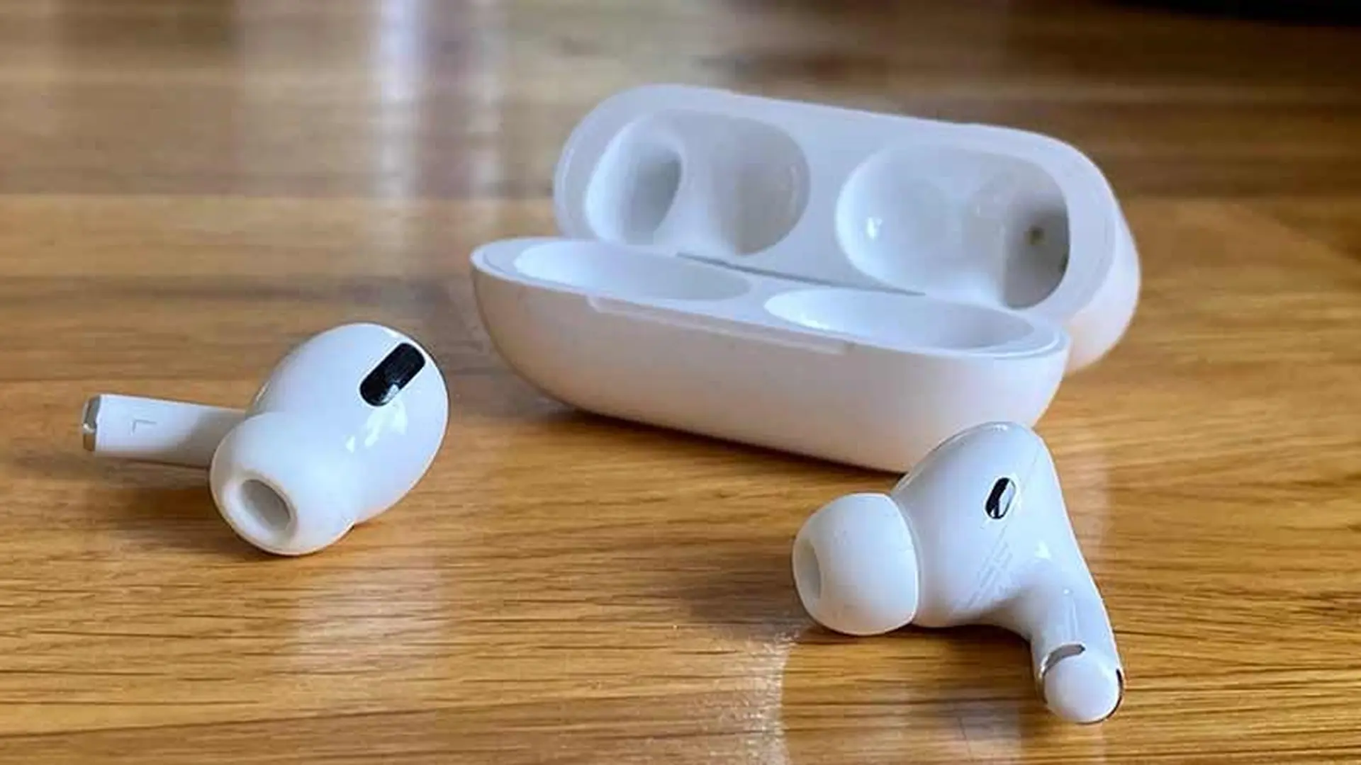 Những cảm nhận đầu tiên về AirPods Pro vừa ra mắt của Apple