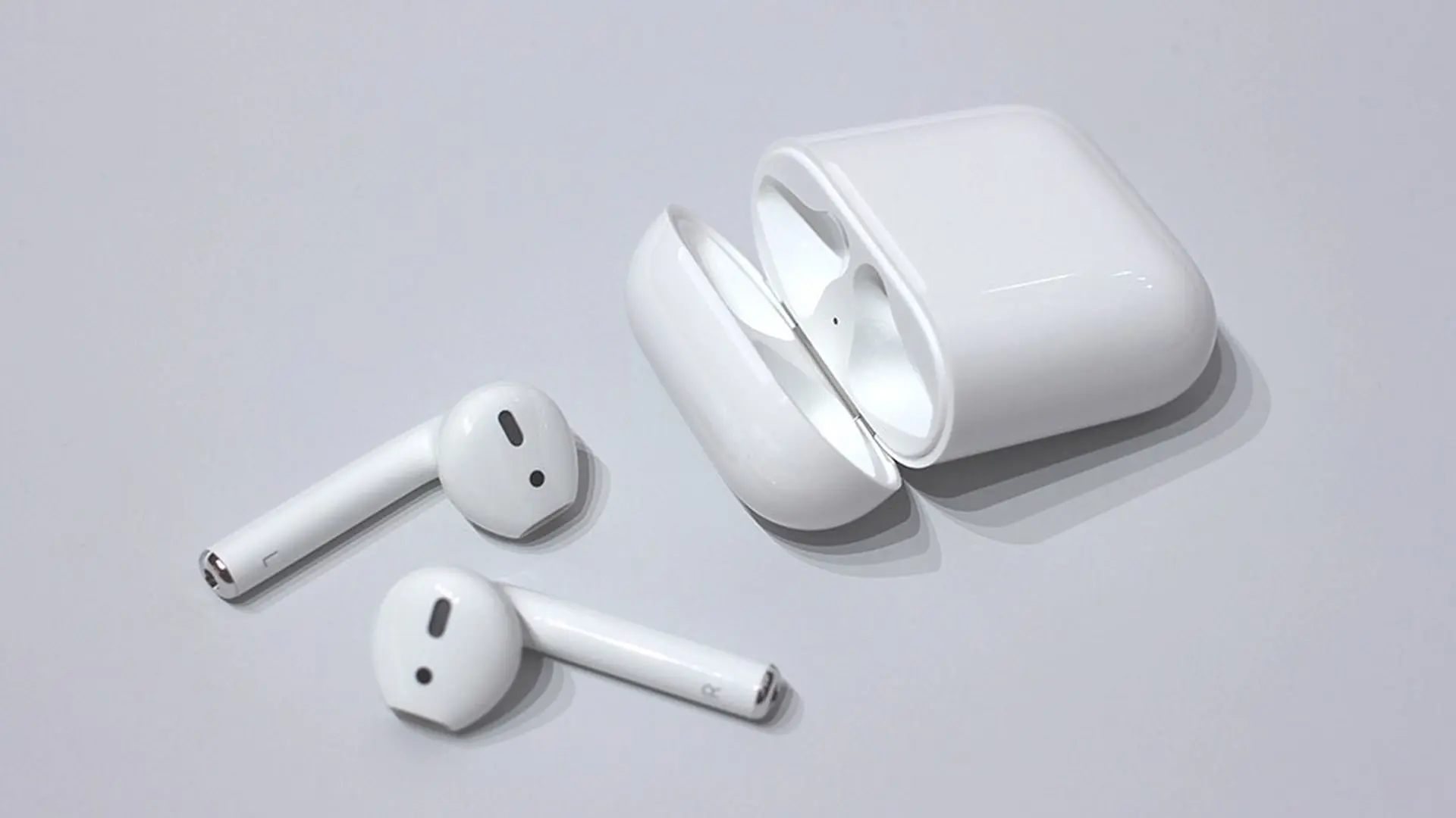 AirPods có tính năng khử tiếng ồn được tìm thấy trong iOS 13.2