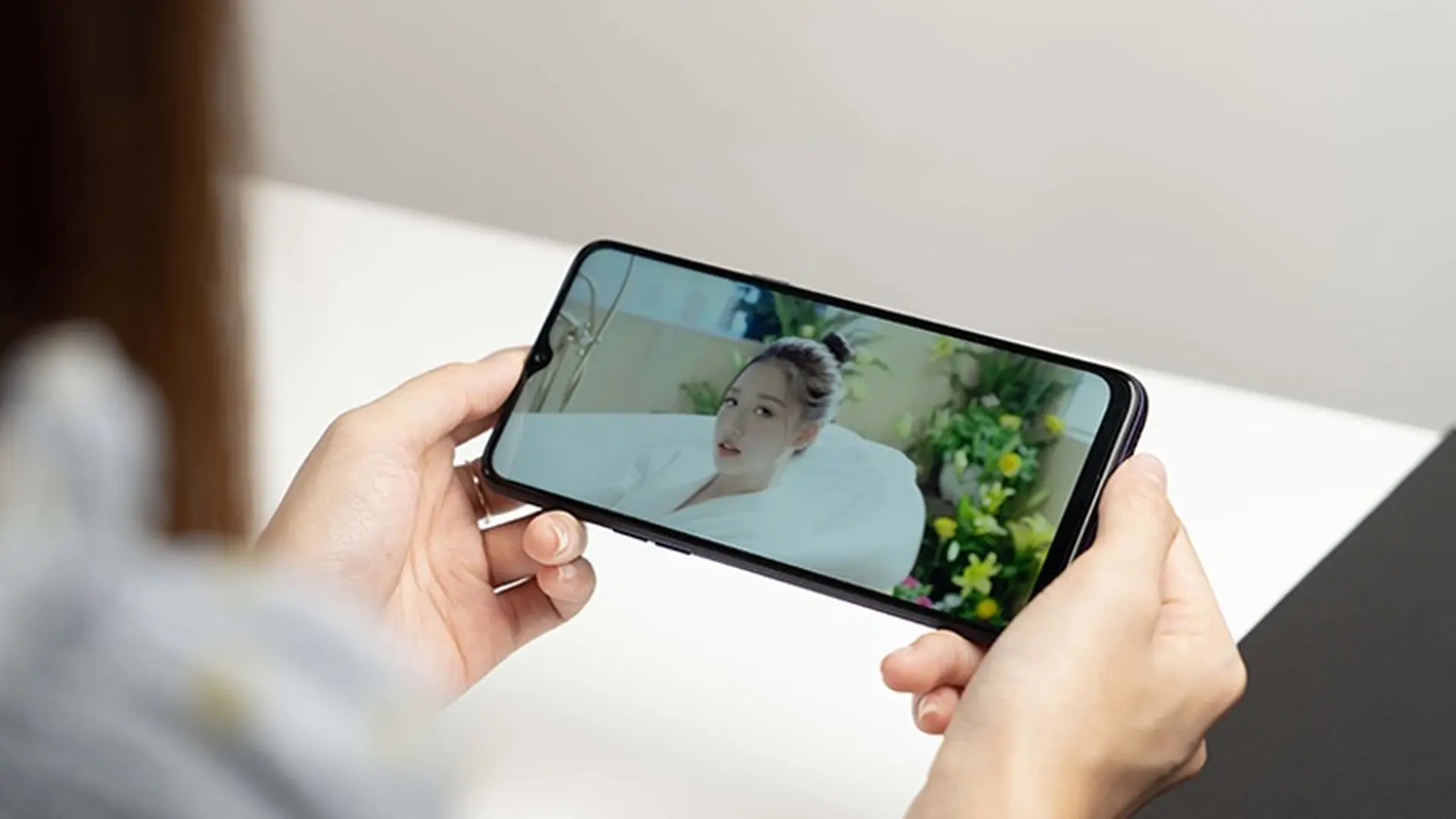 Tổng hợp những smartphone dưới 4 triệu có hiệu năng “xịn” và viên pin "trâu"