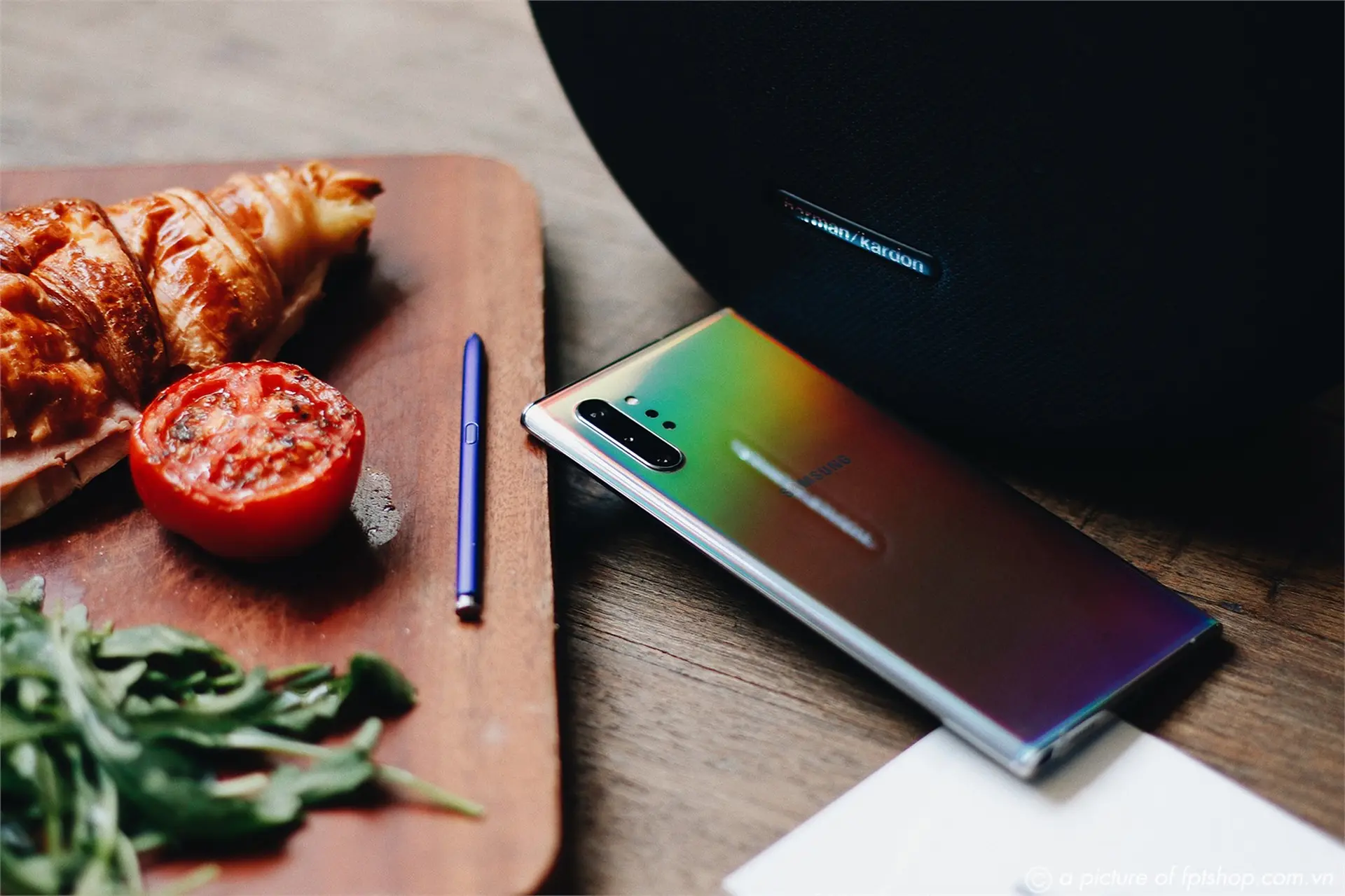 FPT Shop tặng đến 5,5 triệu đồng cho khách tham gia 'Thu cũ đổi mới Note10|10+'