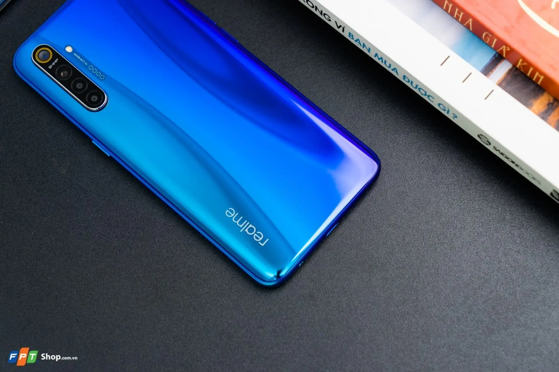 https://fptshop.com.vn/