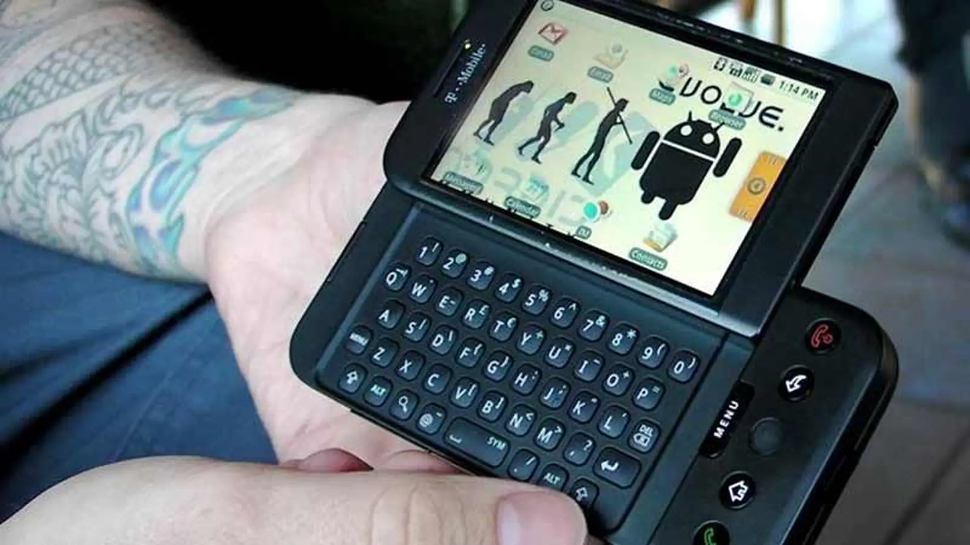 HTC có thể đi theo chiến lược ra mắt điện thoại biểu tượng