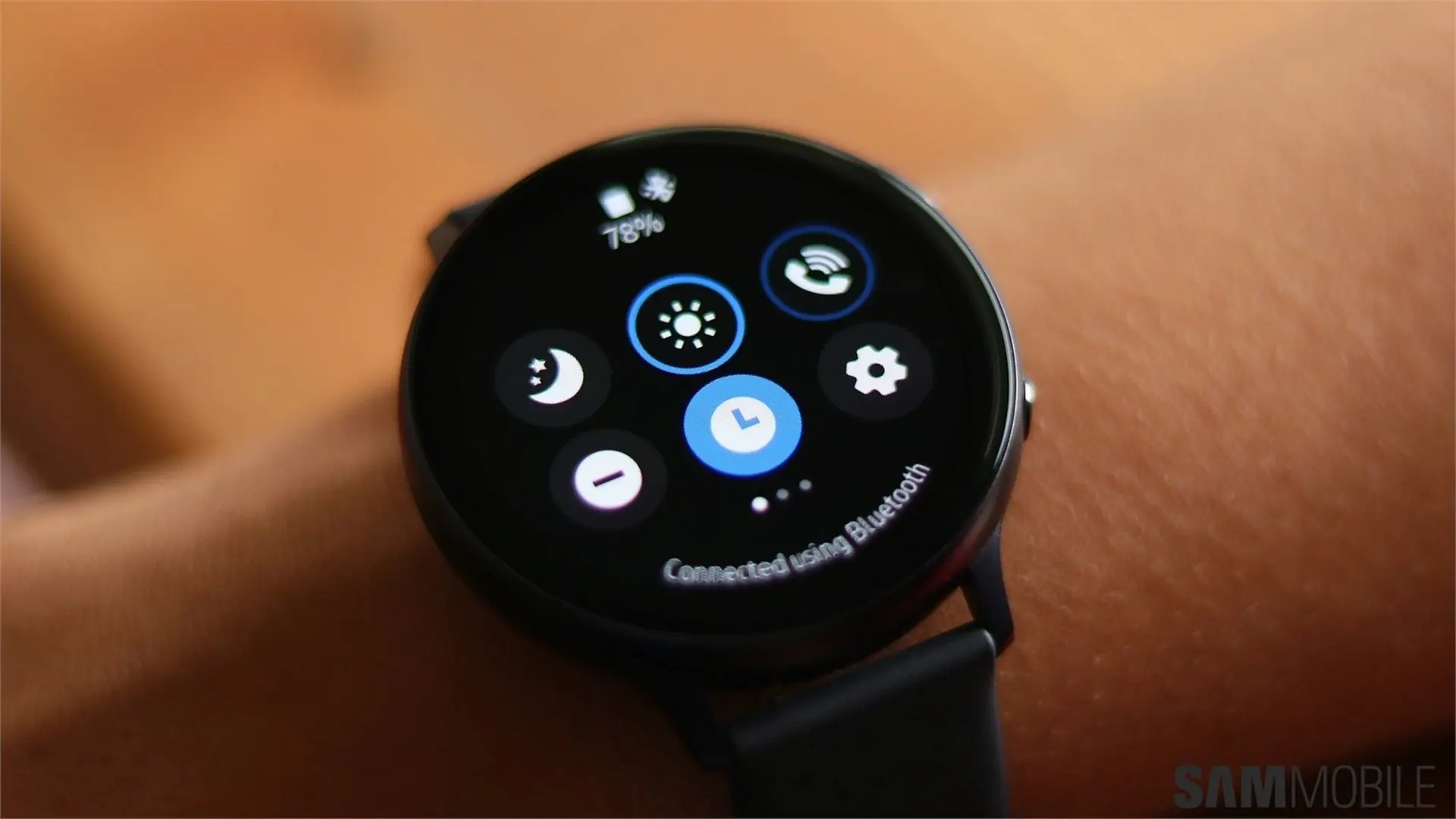 Watch Active nhận cập mới, nhận nhiều tính năng từ Galaxy Watch Active2