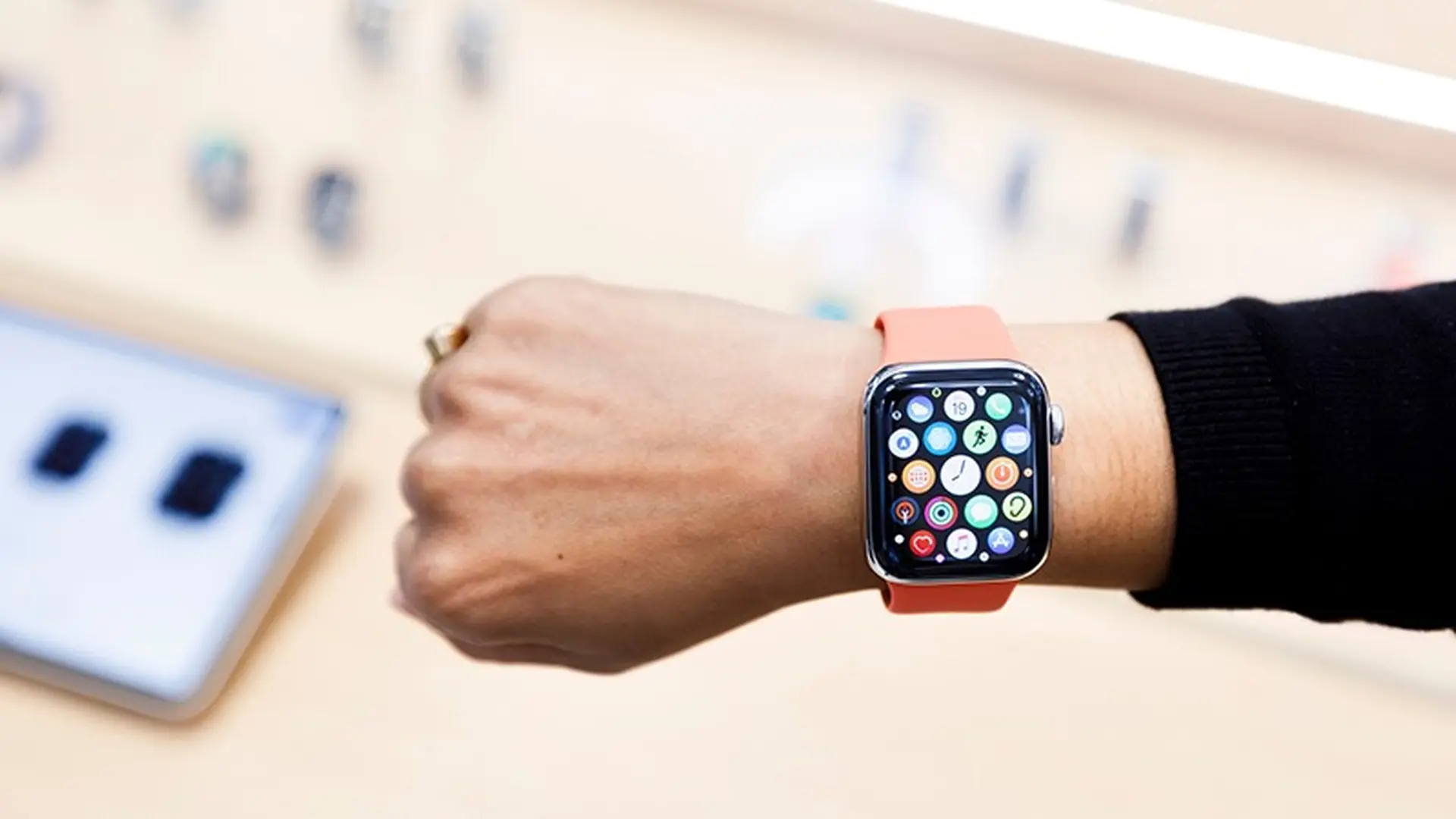 Apple Watch thế hệ tiếp theo sẽ được trang bị Face ID?