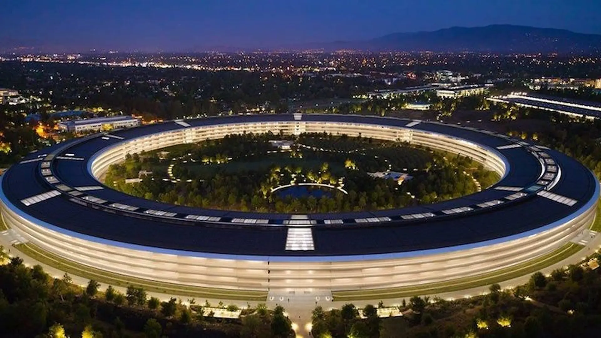Apple tuyên bố rằng công ty không kiếm được lợi nhuận từ các dịch vụ sửa chữa