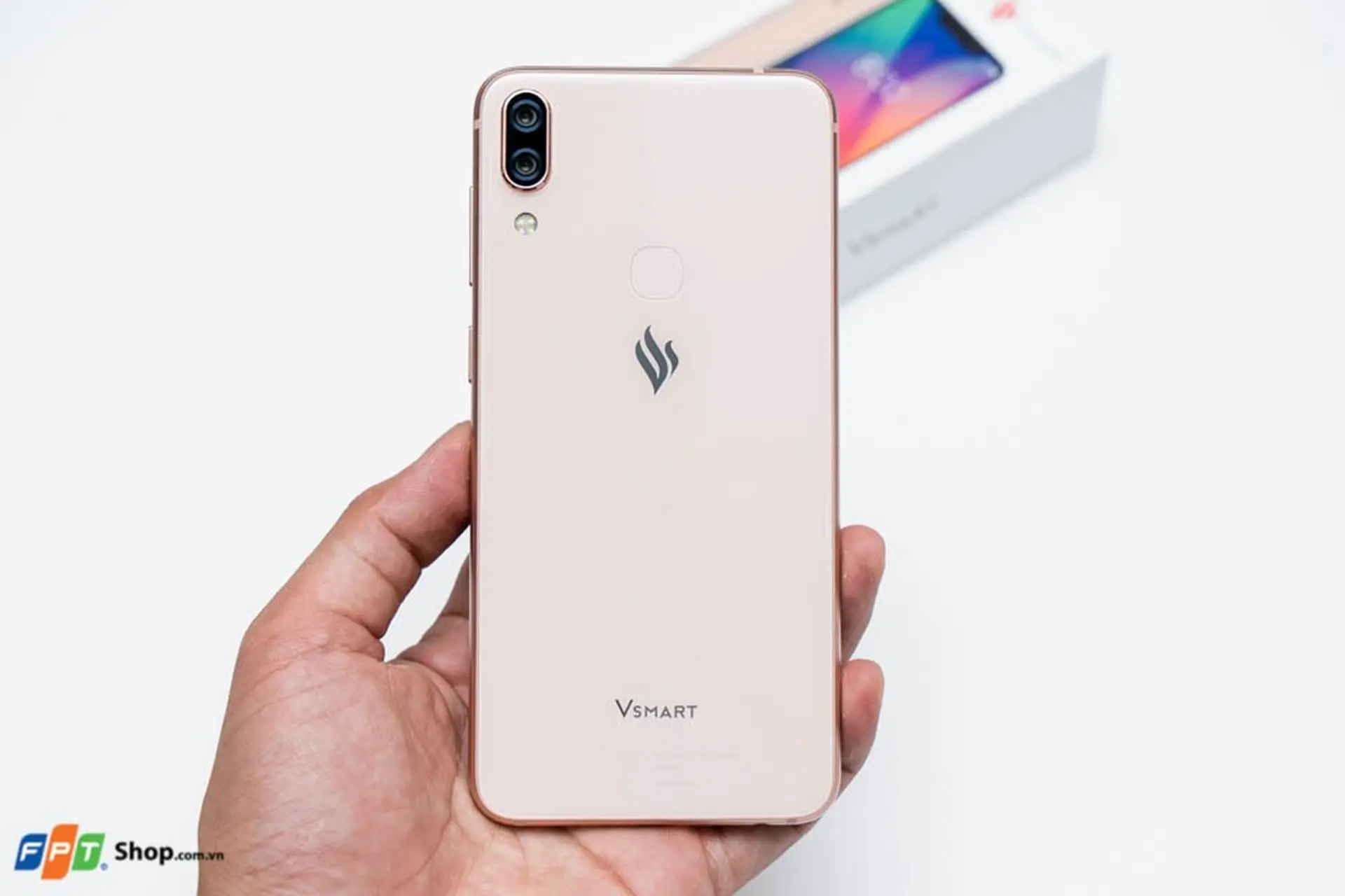 https://fptshop.com.vn/