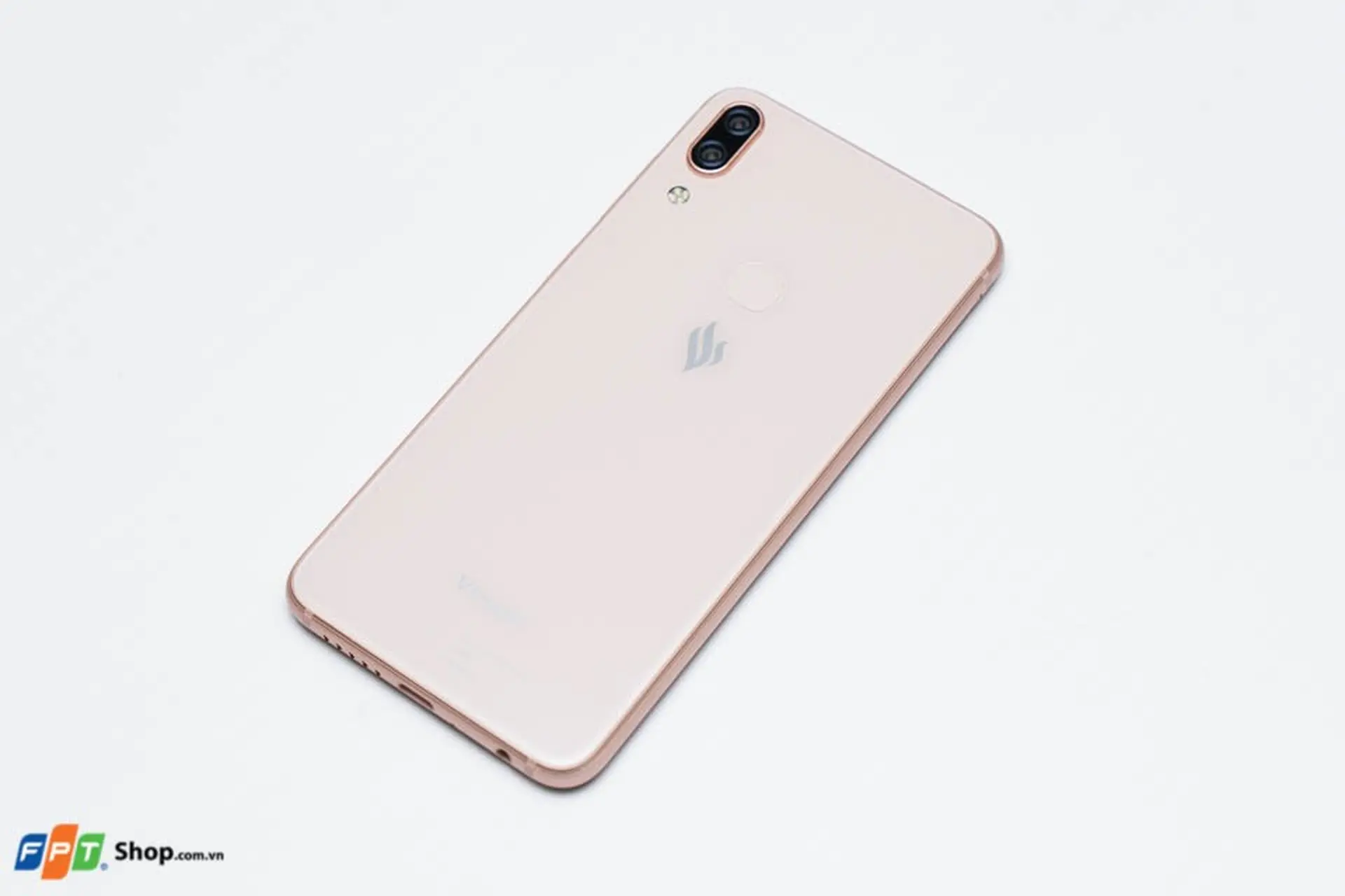 https://fptshop.com.vn/