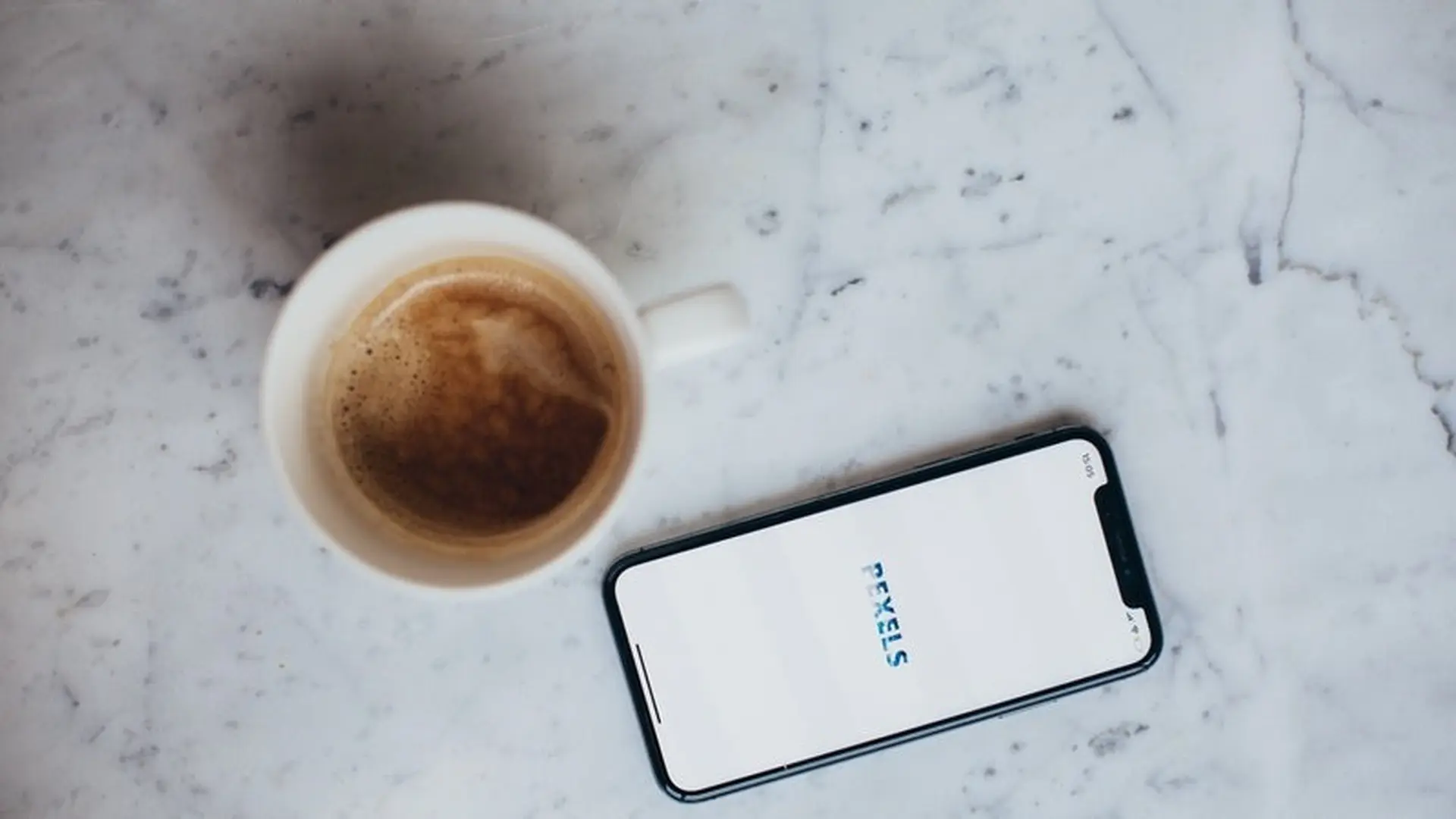 Điều chỉnh âm lượng trên iOS 13