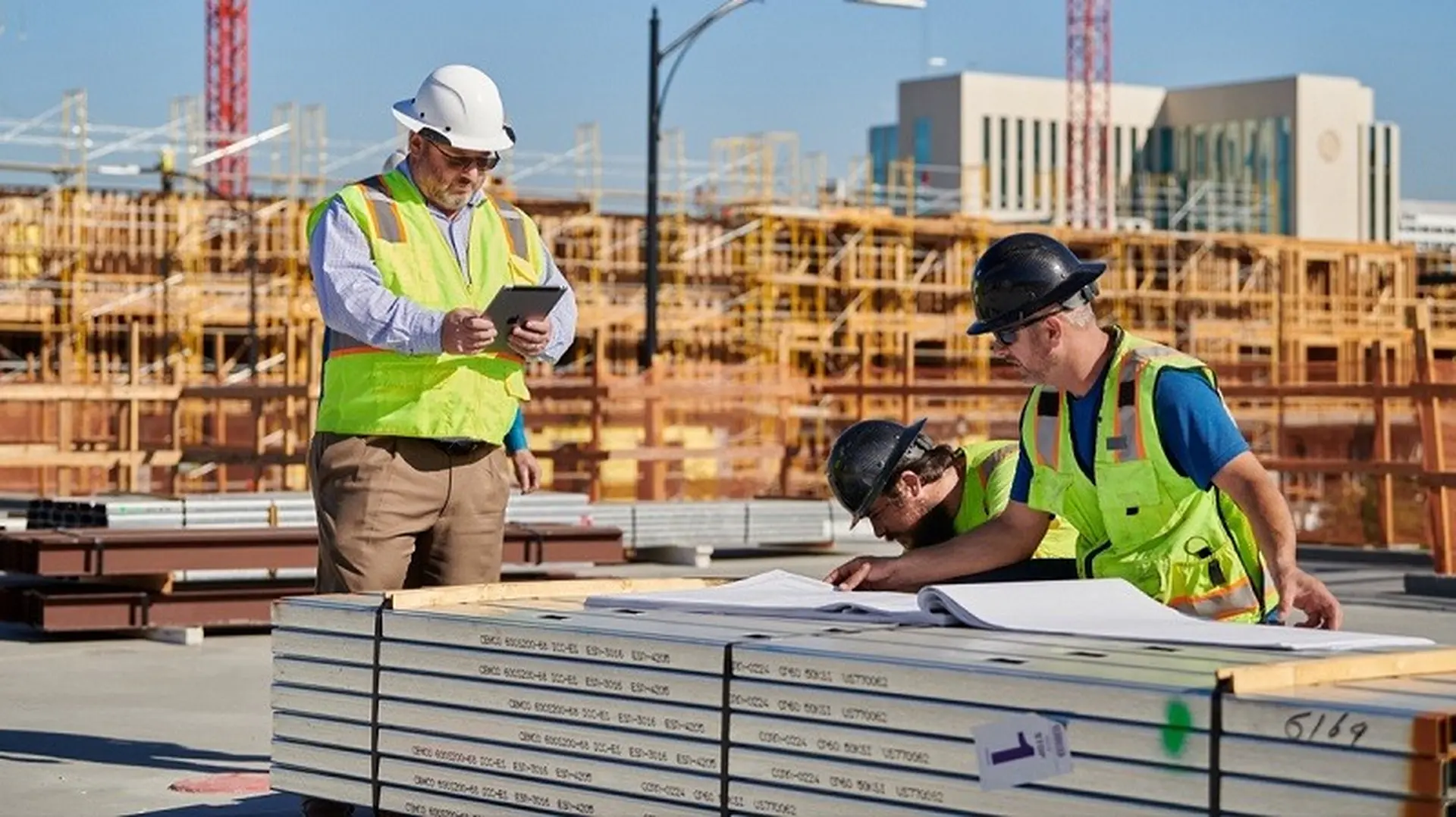 Apple cam kết chi 2.5 tỷ USD để chống khủng hoảng nhà ở tại Califonia