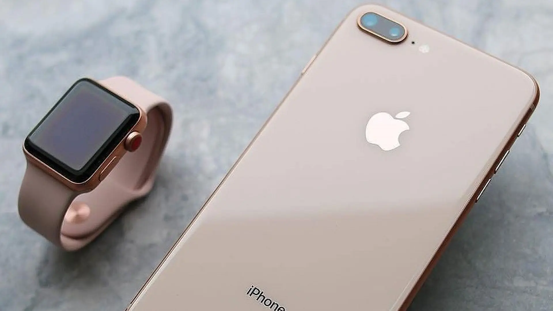 Số người dùng iPhone mua đồng hồ thông minh gấp đôi người dùng Android