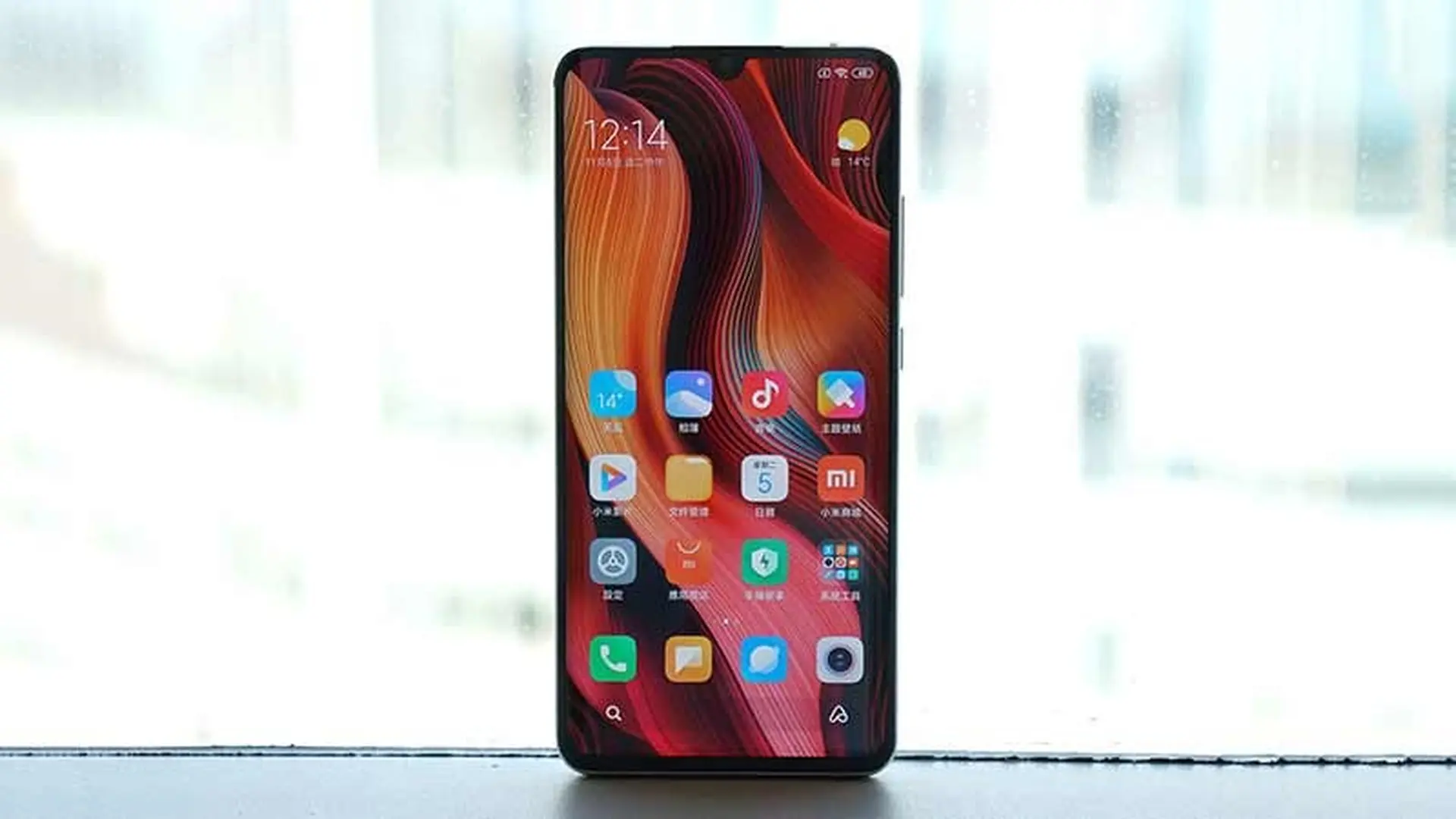 Trên tay Xiaomi Mi CC9 Pro với camera chính 108MP và giá chưa tới 10 triệu
