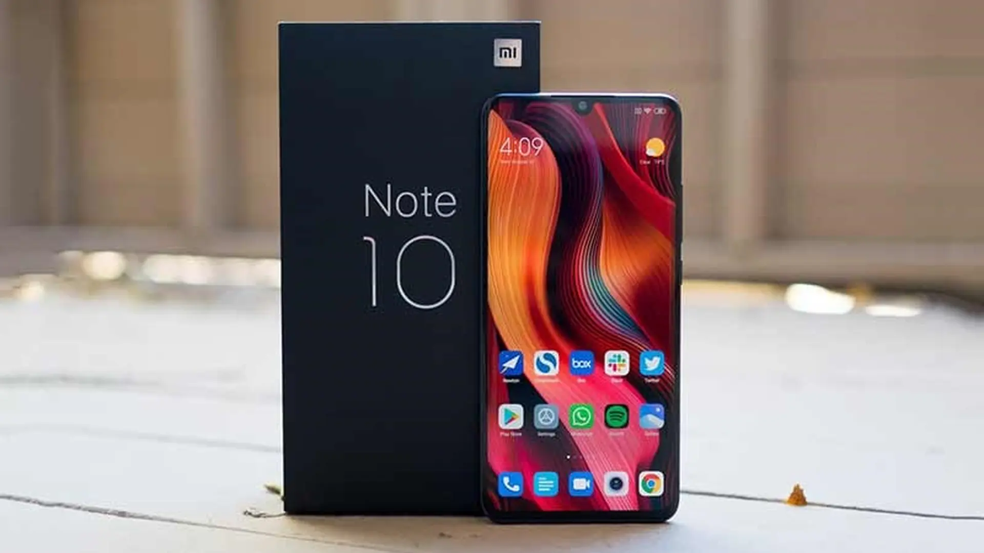 Trên tay Xiaomi Mi Note 10: Điện thoại đầu tiên trên thế giới có camera 108MP