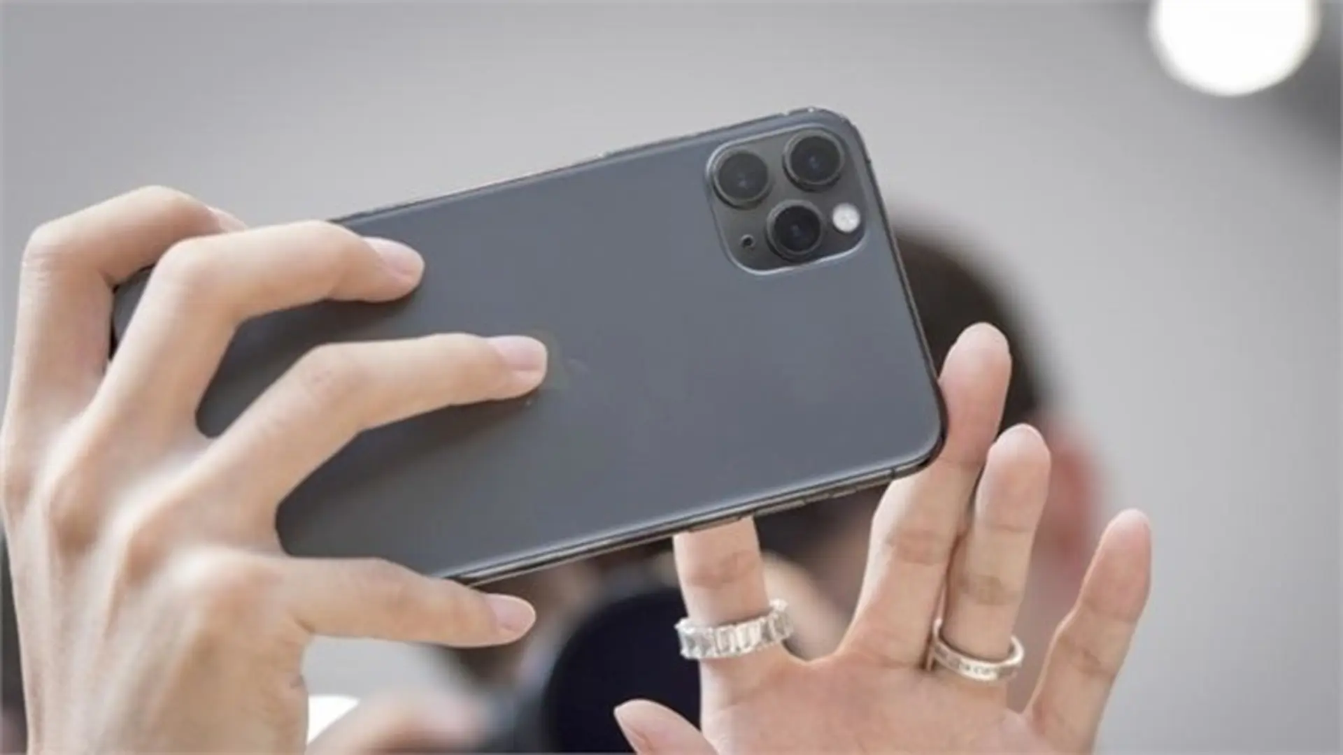 Đừng bỏ phí những tính năng siêu đỉnh này trên camera iPhone 11
