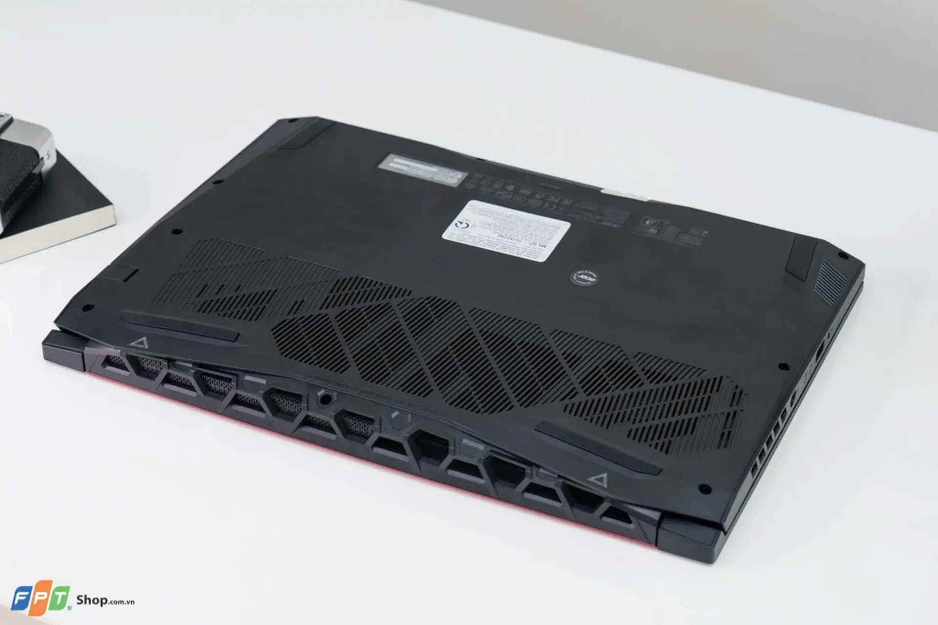 https://fptshop.com.vn/