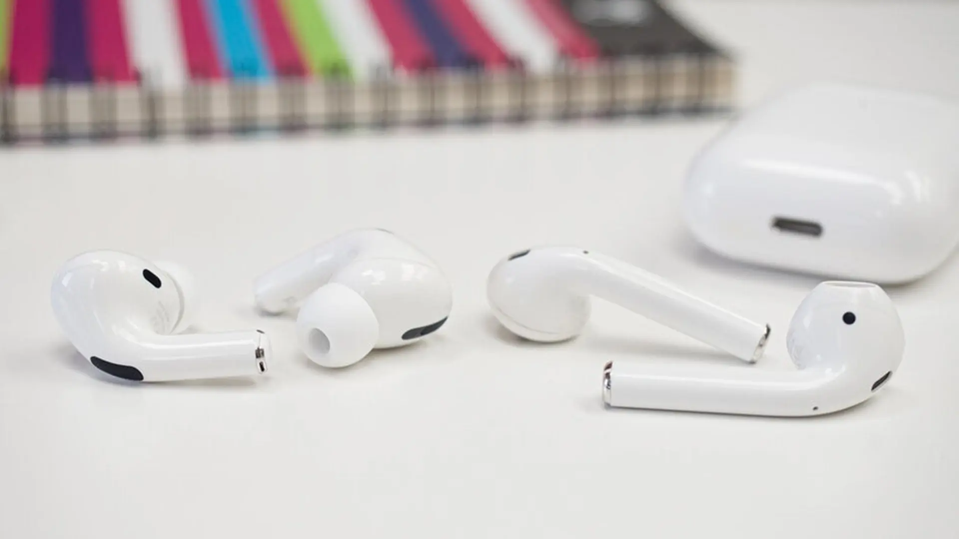 AirPods phá kỉ lục doanh số của iPod trong mùa Giáng sinh