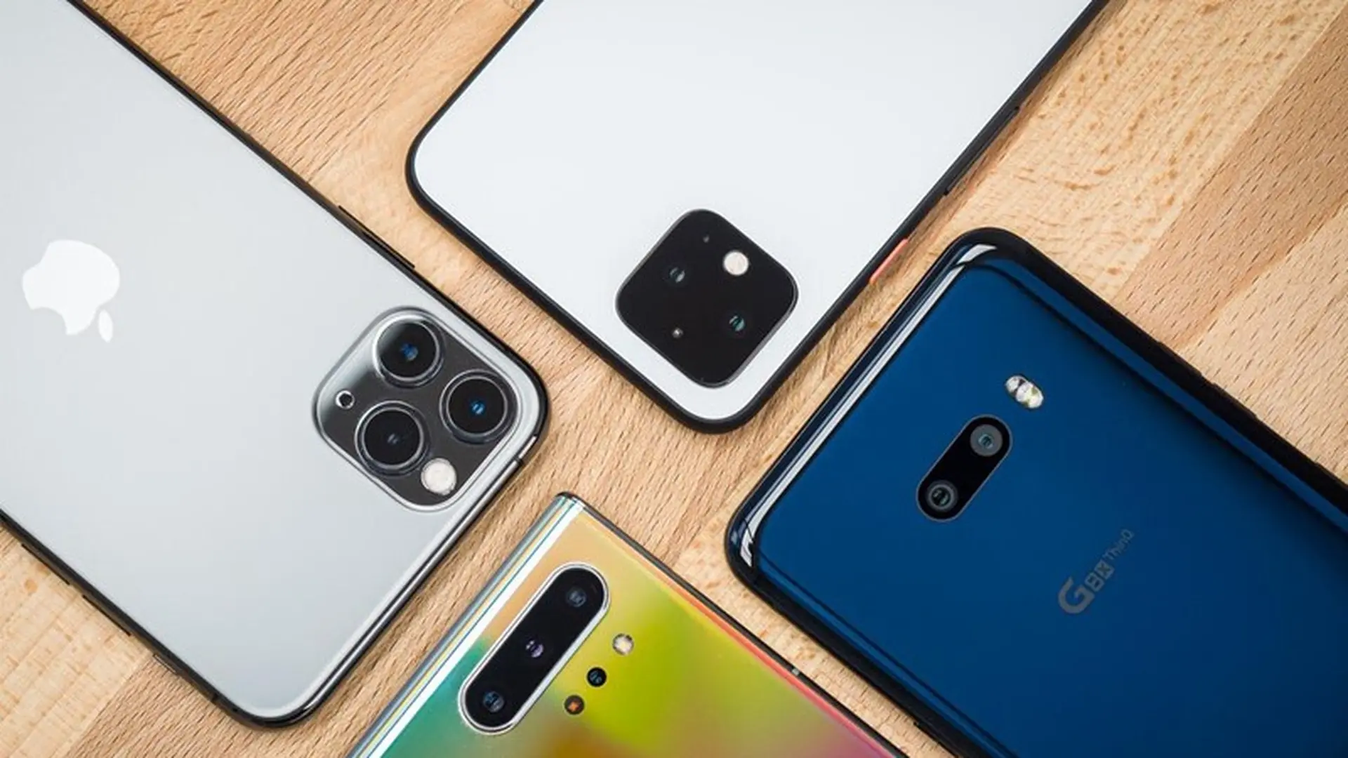 Nhìn lại 2019: Thị trường smartphone 12 tháng qua đã diễn ra như thế nào?
