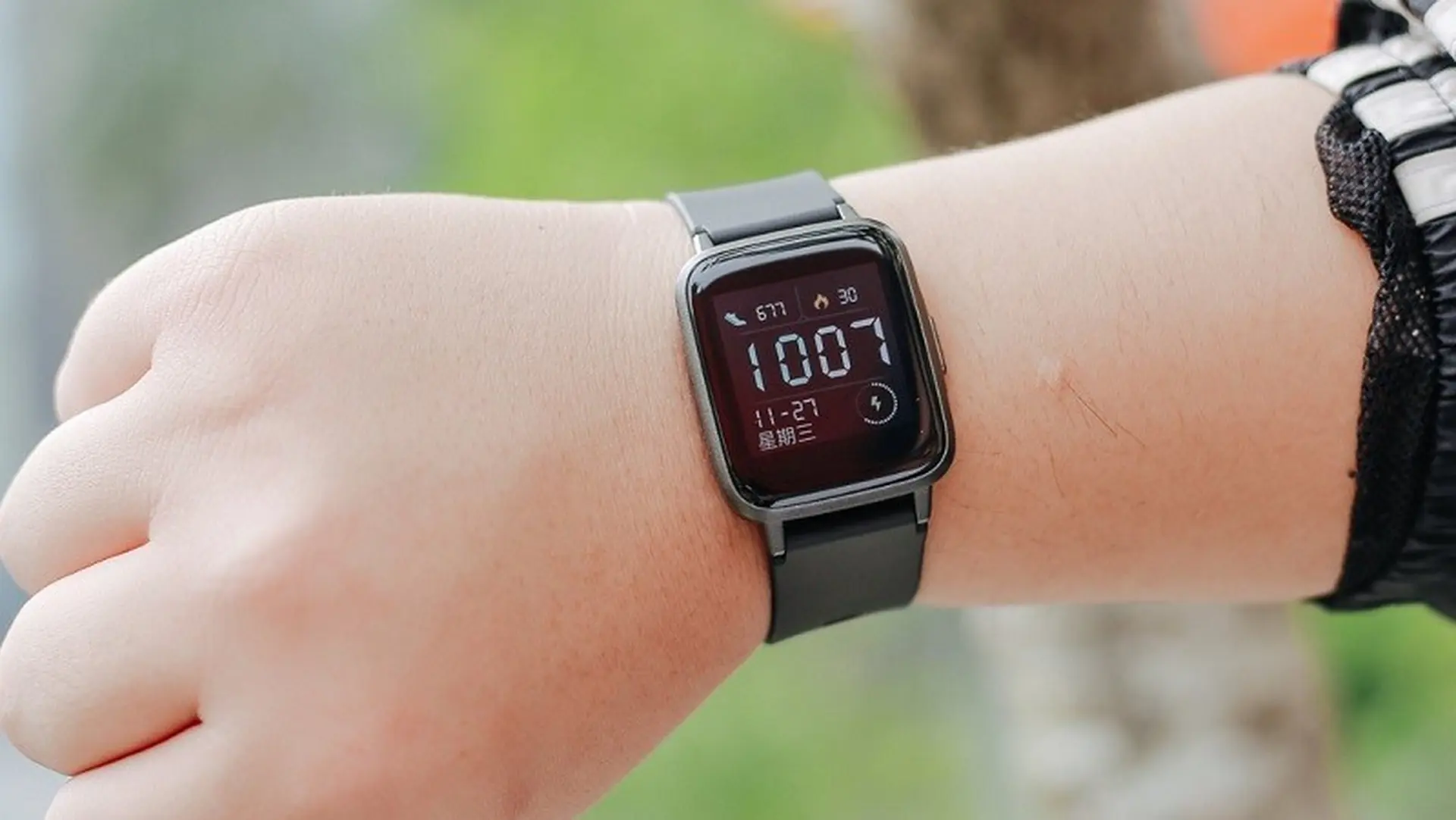 Xiaomi gây quỹ cho một smartwatch pin 14 ngày, đo nhịp tim, theo giõi giấc ngủ nhưng có giá chỉ hơn 300 ngàn