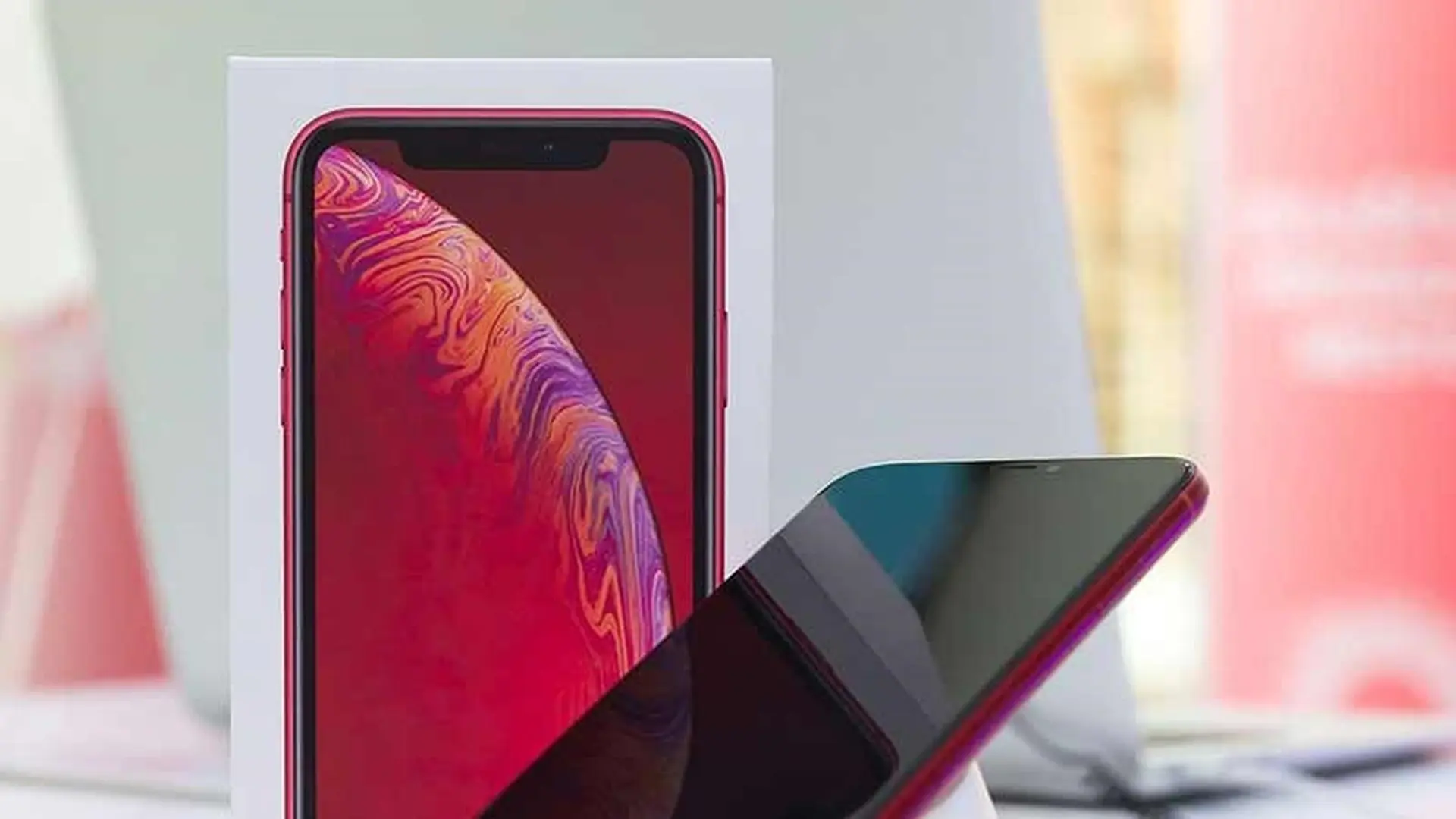 iPhone XR là điện thoại thông minh bán chạy nhất hàng quý