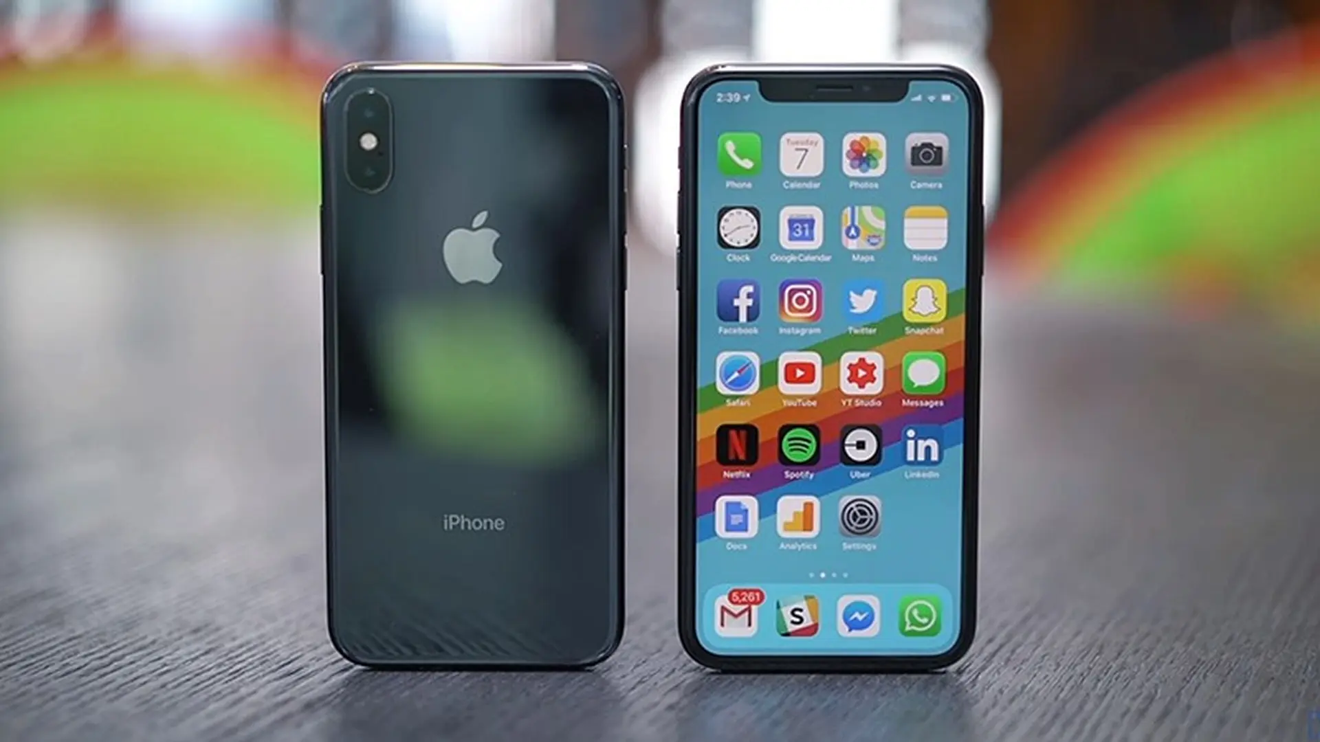 Người dùng iPhone X phàn nàn về vấn đề pin điện thoại