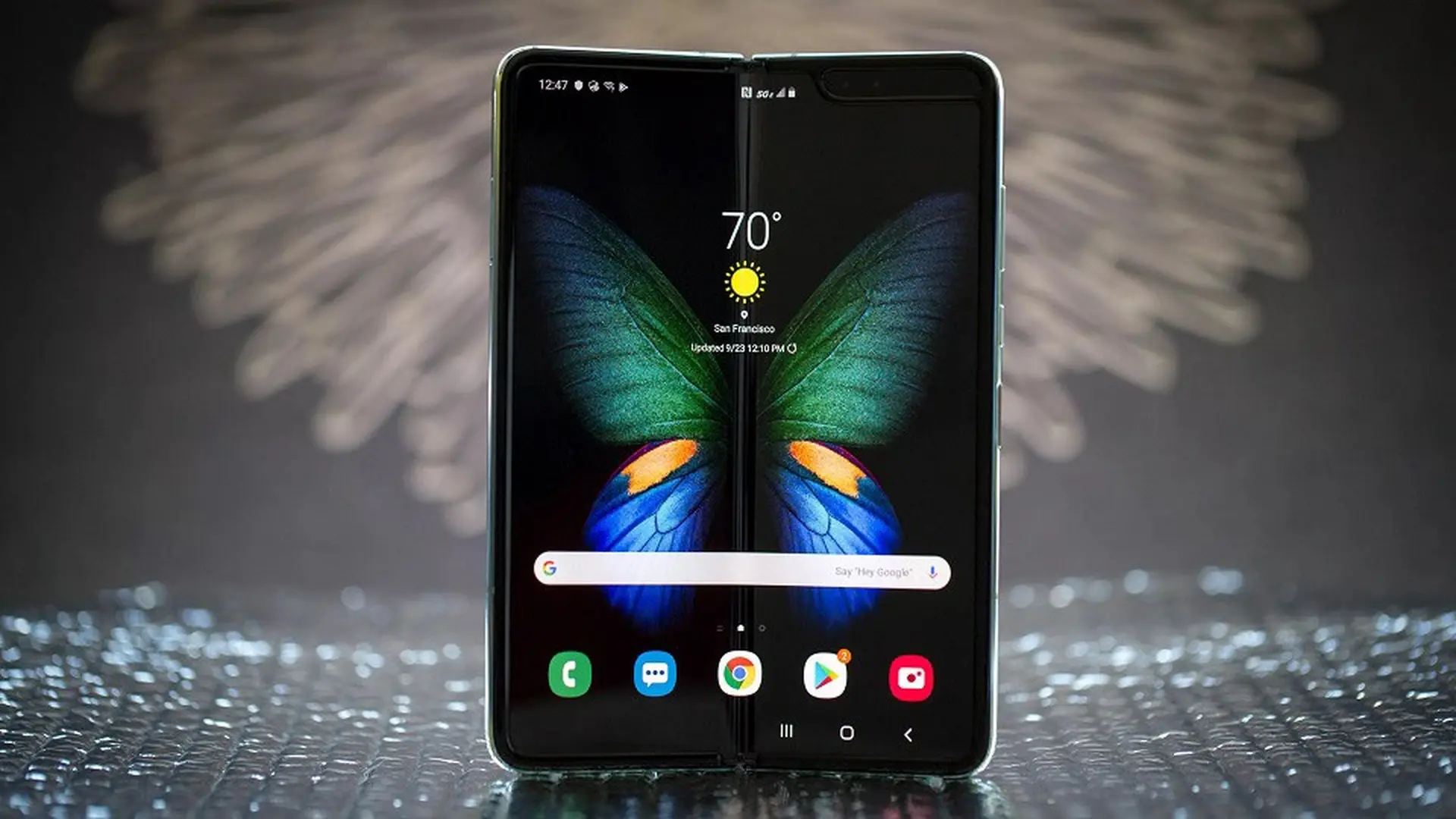 Samsung Galaxy Fold: Định nghĩa lại smartphone cao cấp