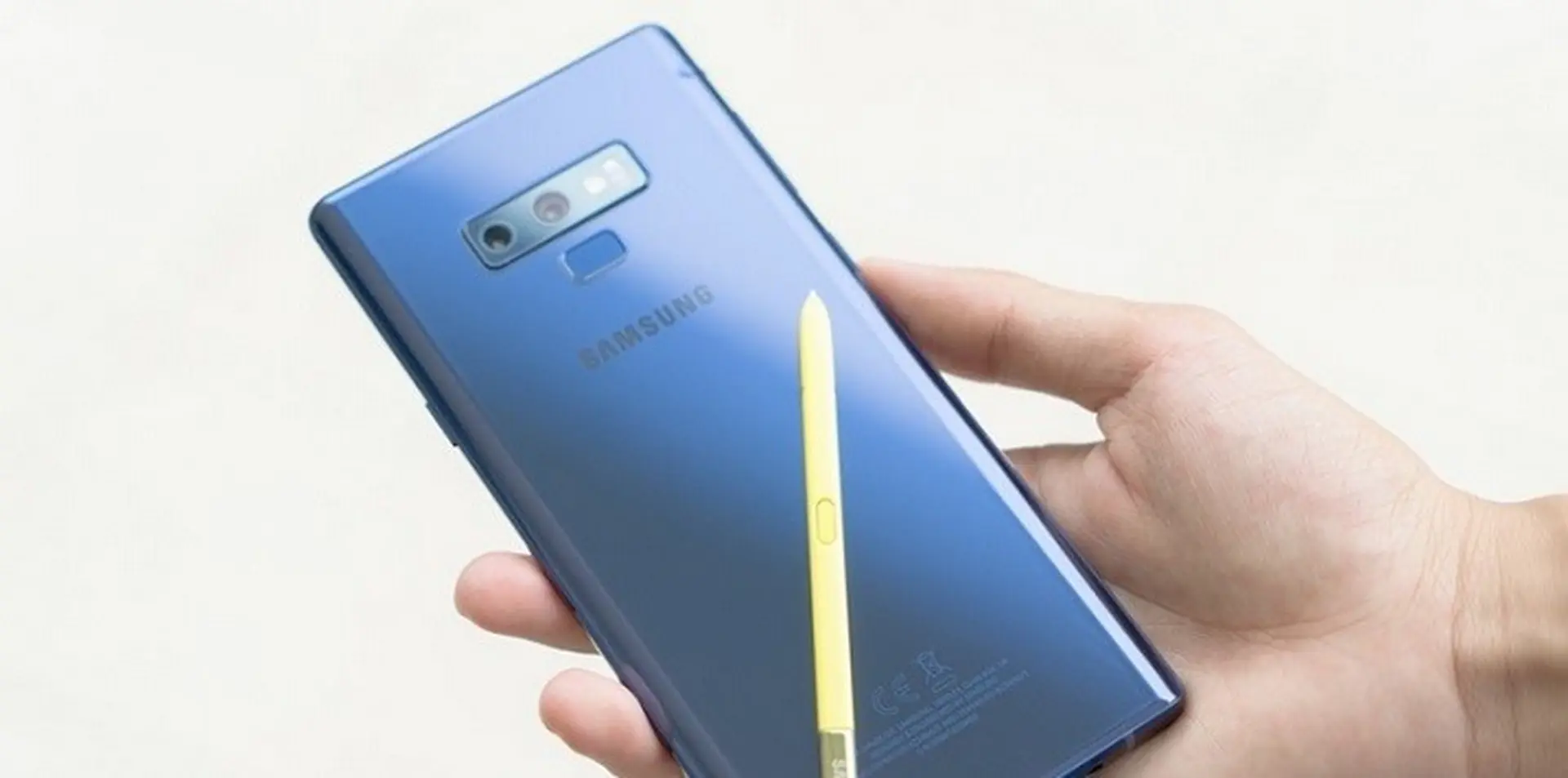 TOP smartphone cao cấp giảm sốc đến 5.5 triệu tại FPT Shop