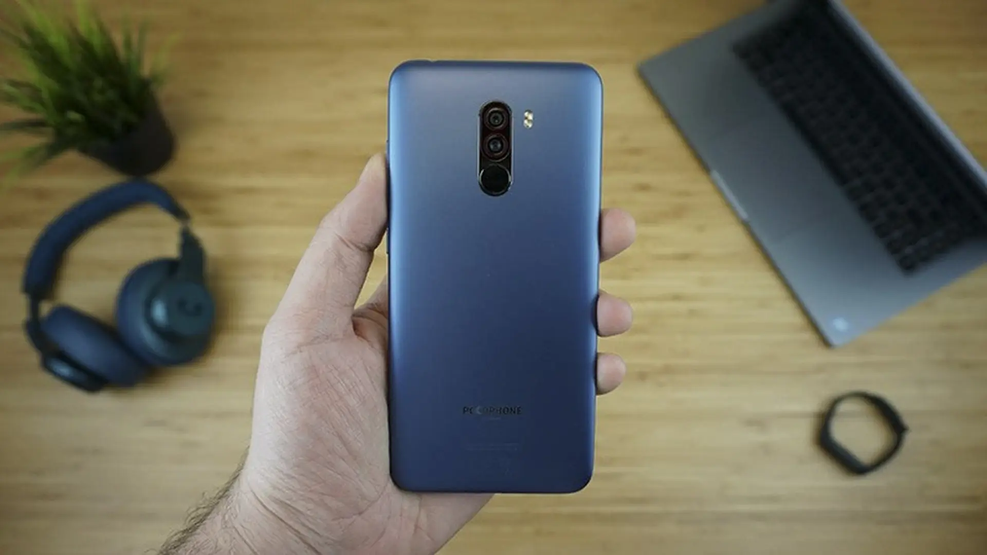 Pocophone F1 nhận bản cập nhật quan trọng về camera, chế độ ban đêm, tối ưu hóa pin và nhiều thứ khác.